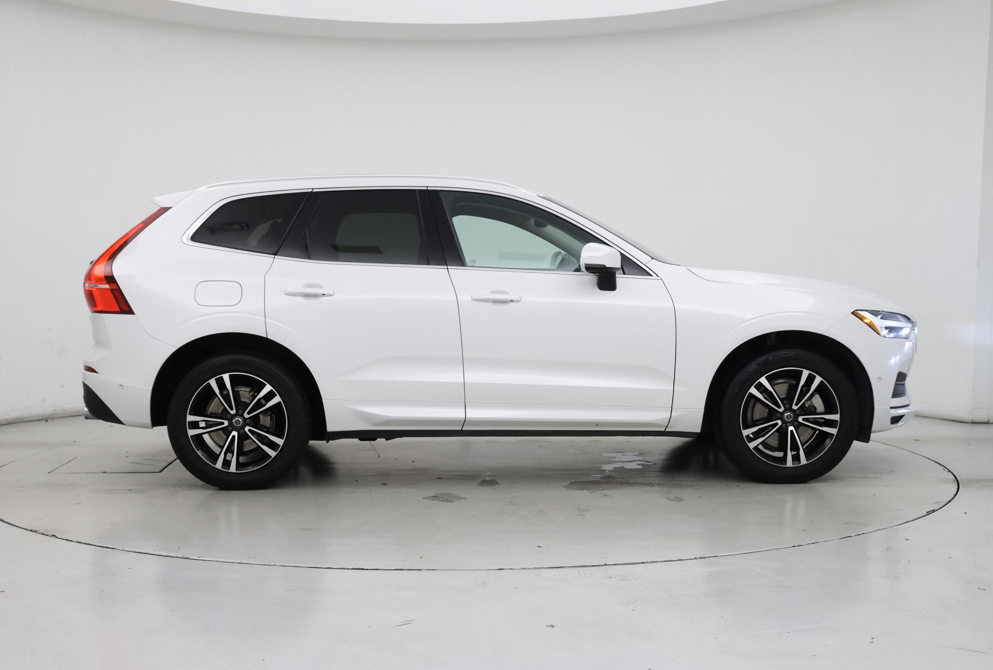 Thumbnail: 2019 Volvo XC60 - 7