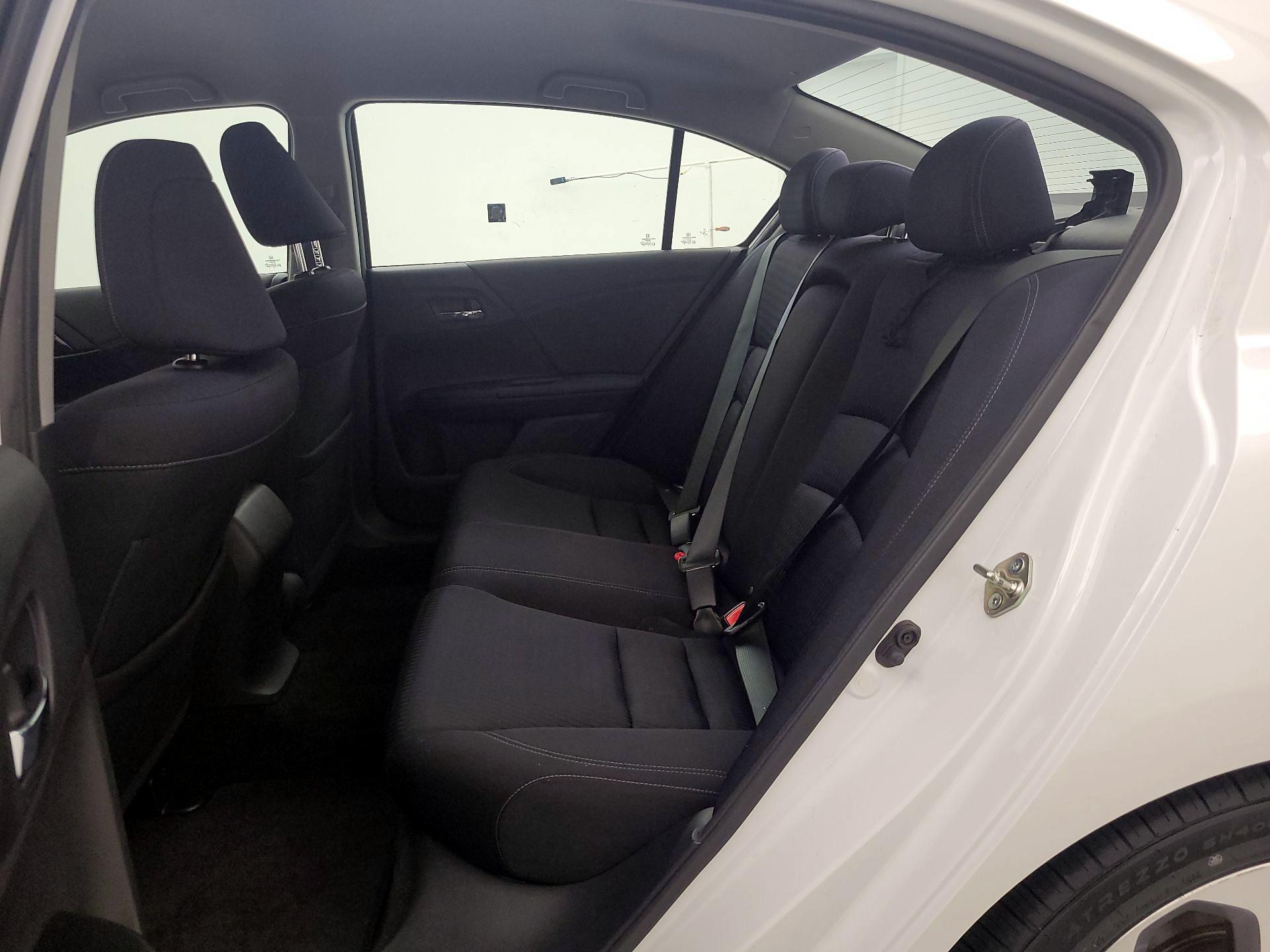 Thumbnail: 2015 Honda Accord - 19