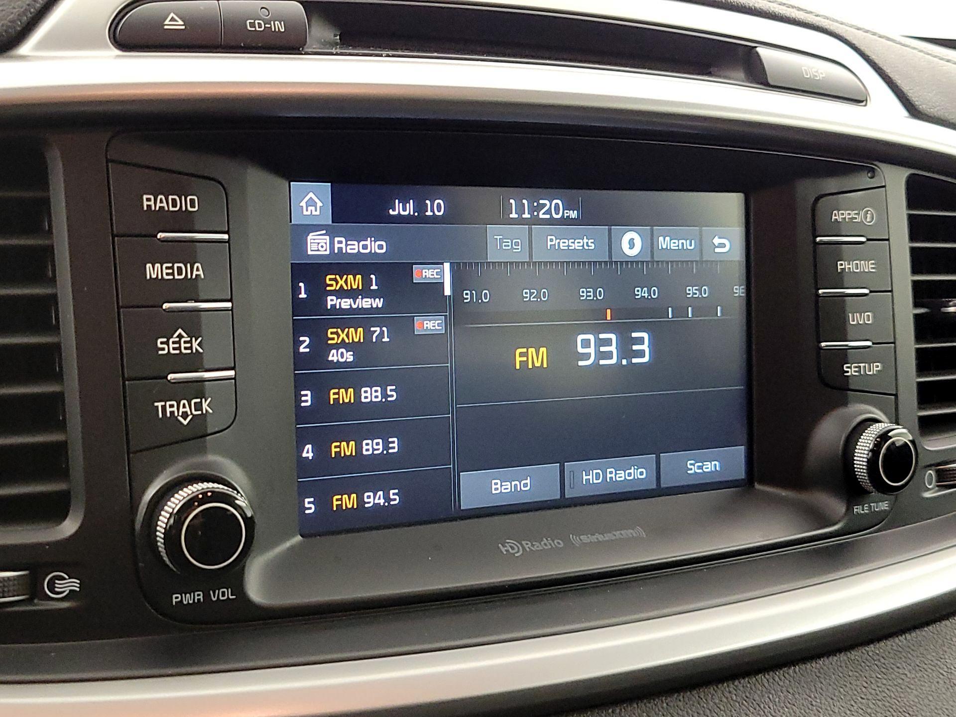 Thumbnail: 2017 Kia Sorento - 15