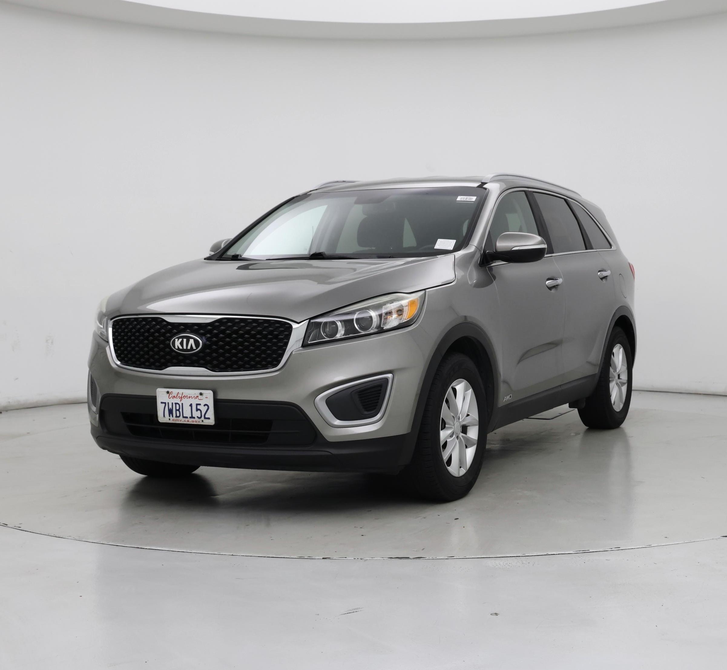 Thumbnail: 2017 Kia Sorento - 4