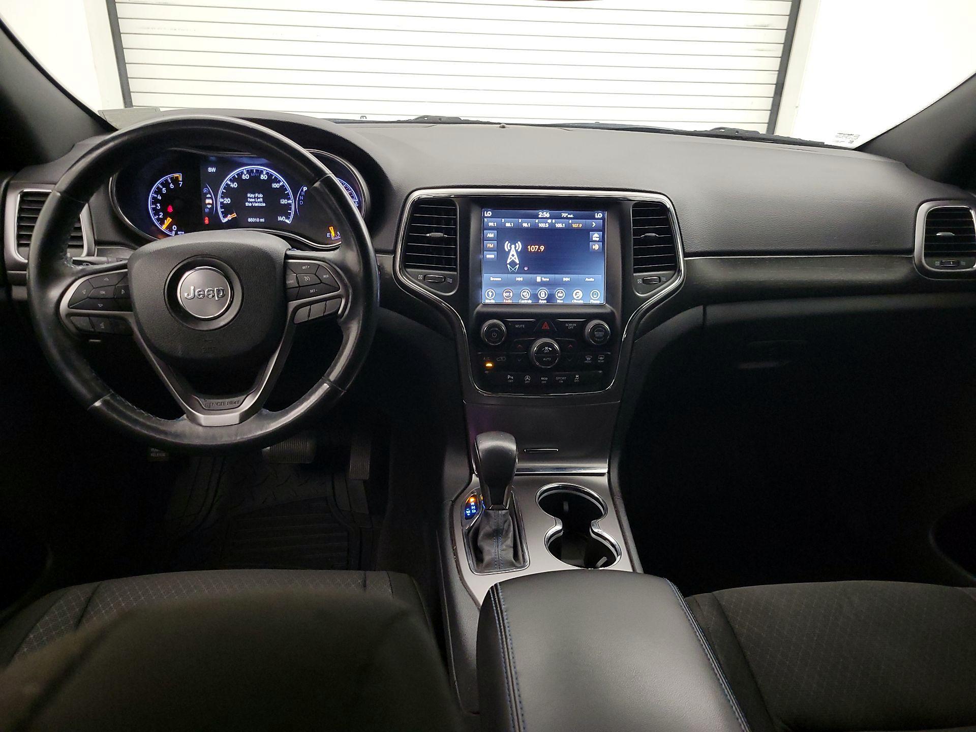 Thumbnail: 2018 Jeep Grand Cherokee - 9