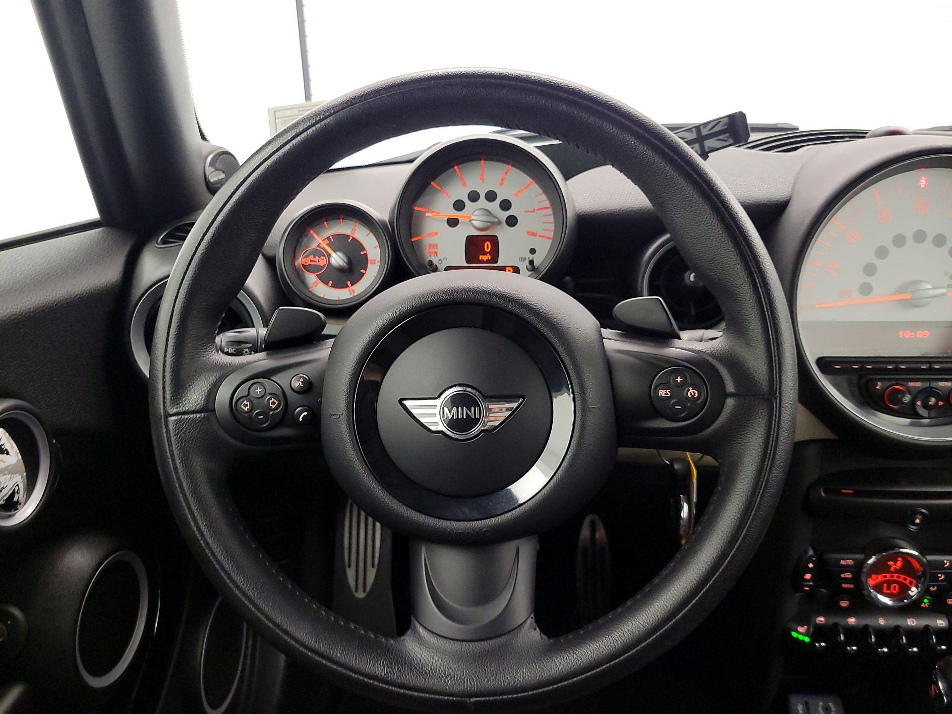 Thumbnail: 2014 MINI Cooper - 10