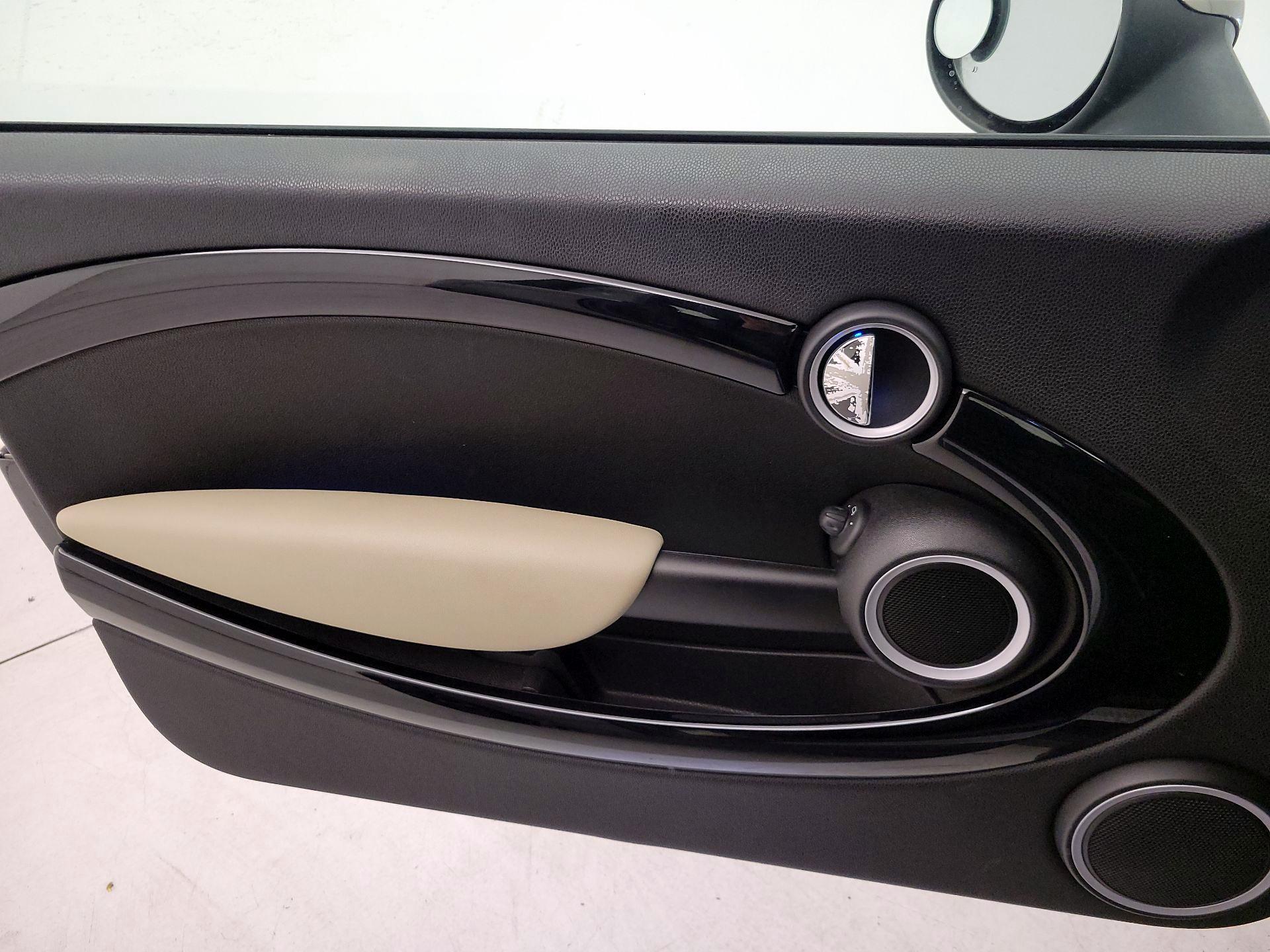 Thumbnail: 2014 MINI Cooper - 12