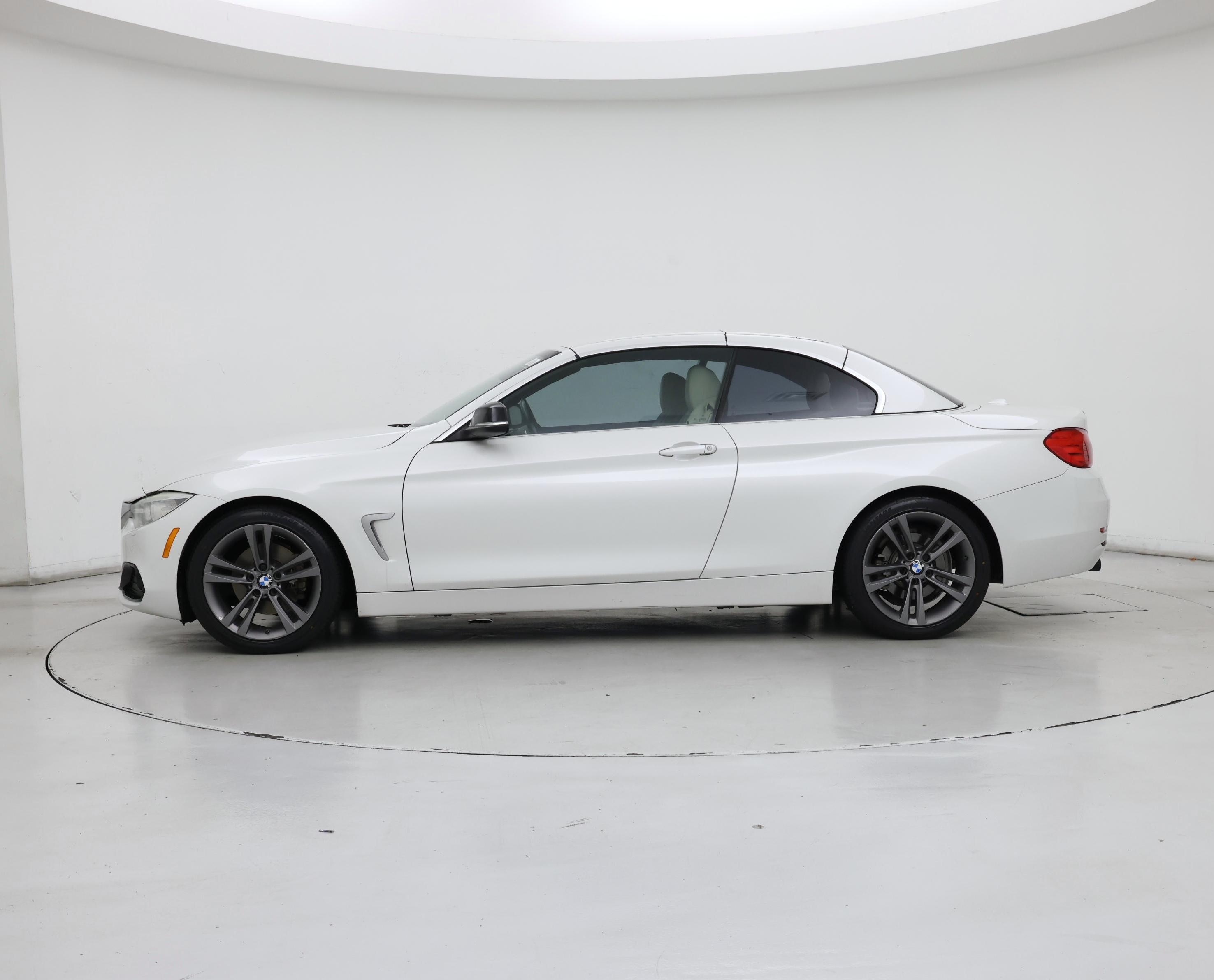 Thumbnail: 2014 BMW 4 Series - 3