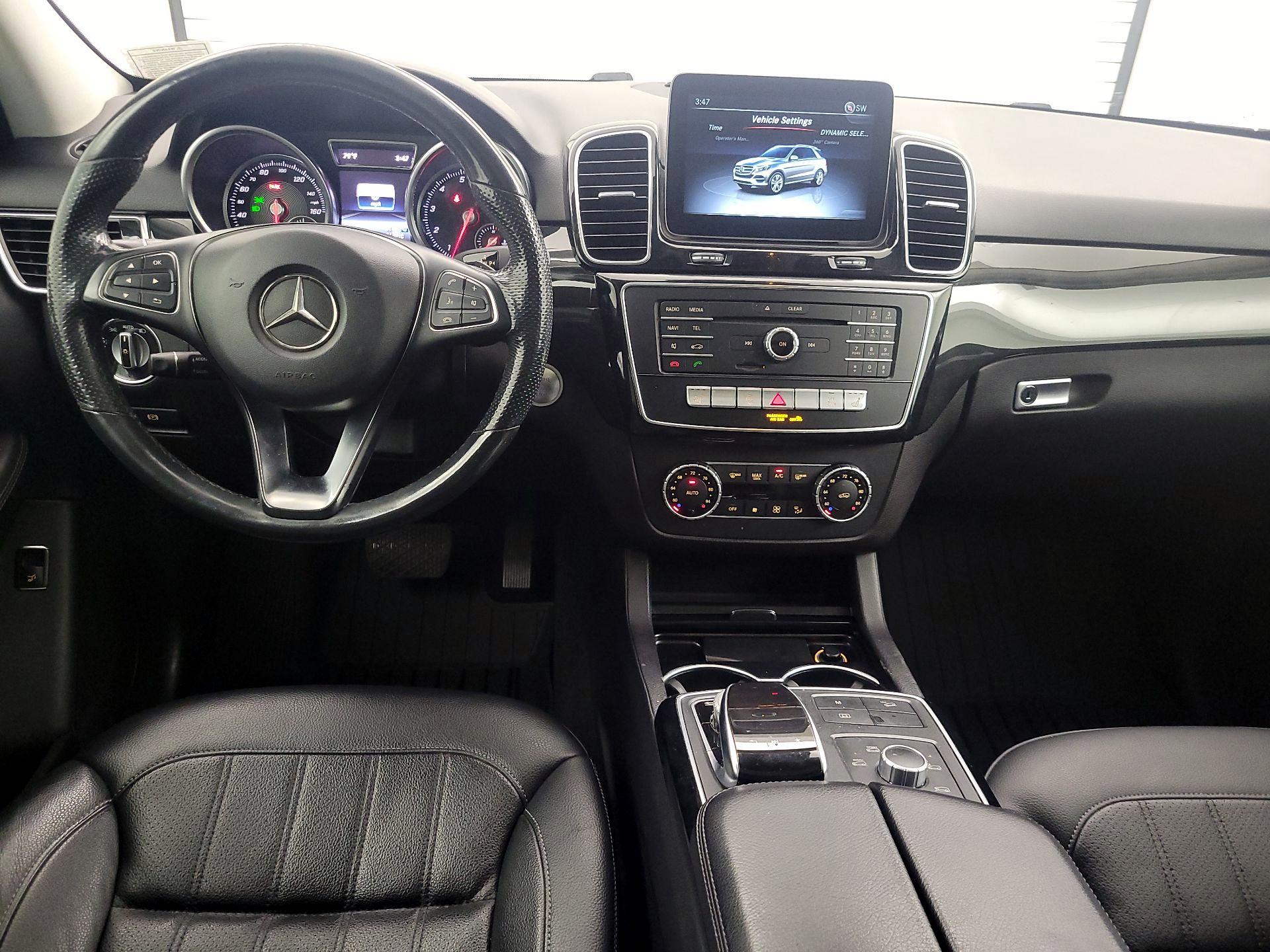 Thumbnail: 2017 Mercedes-Benz GLE - 9