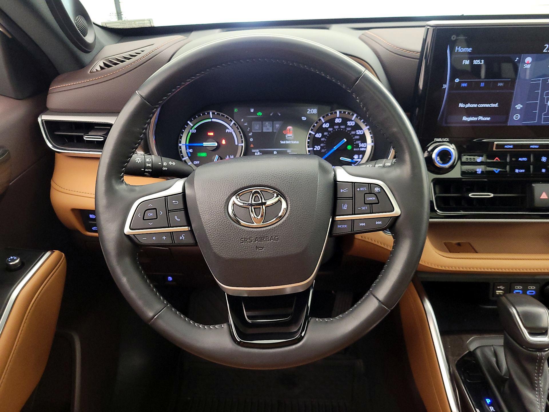 Thumbnail: 2022 Toyota Highlander - 10