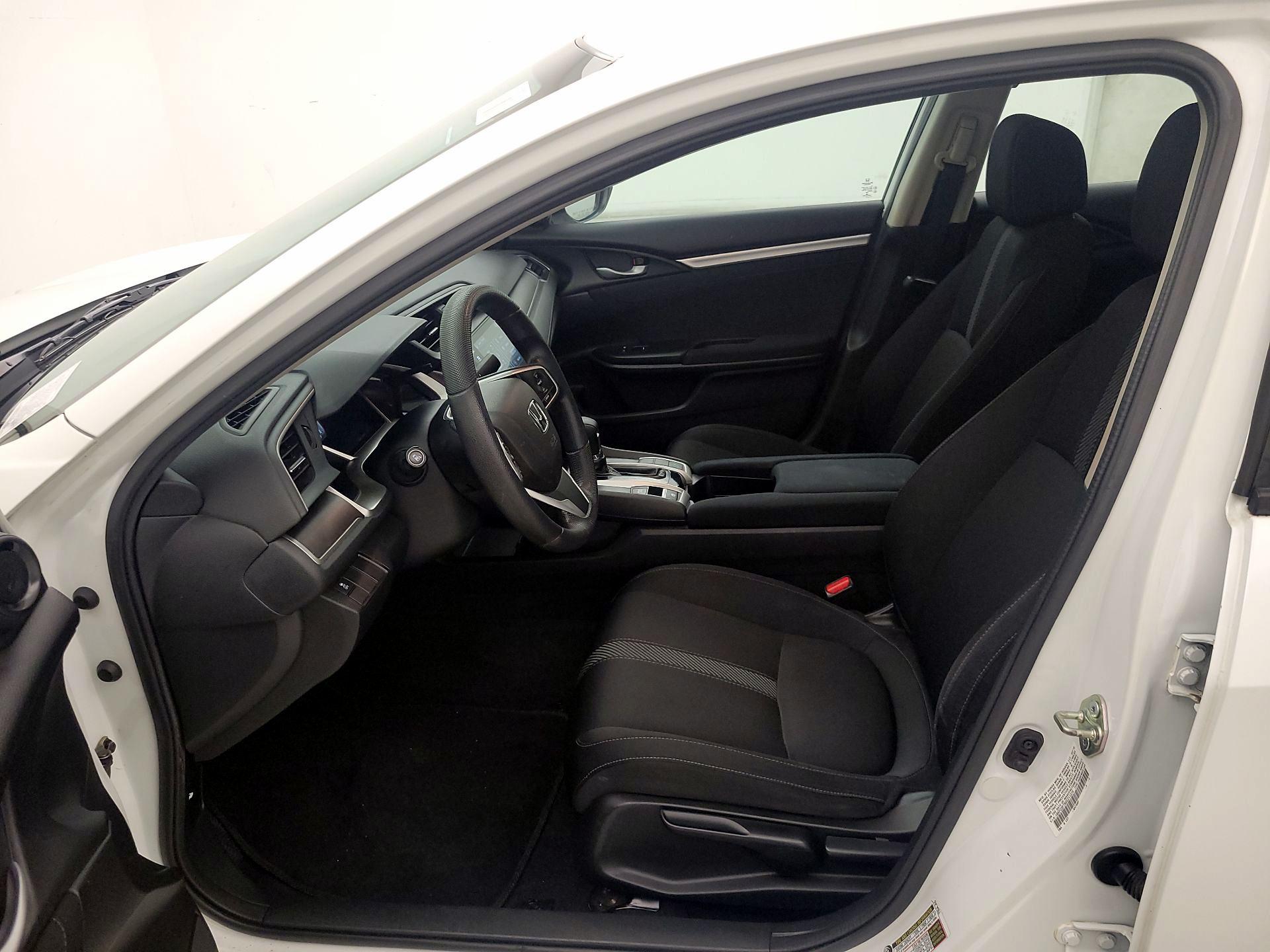 Thumbnail: 2016 Honda Civic - 11