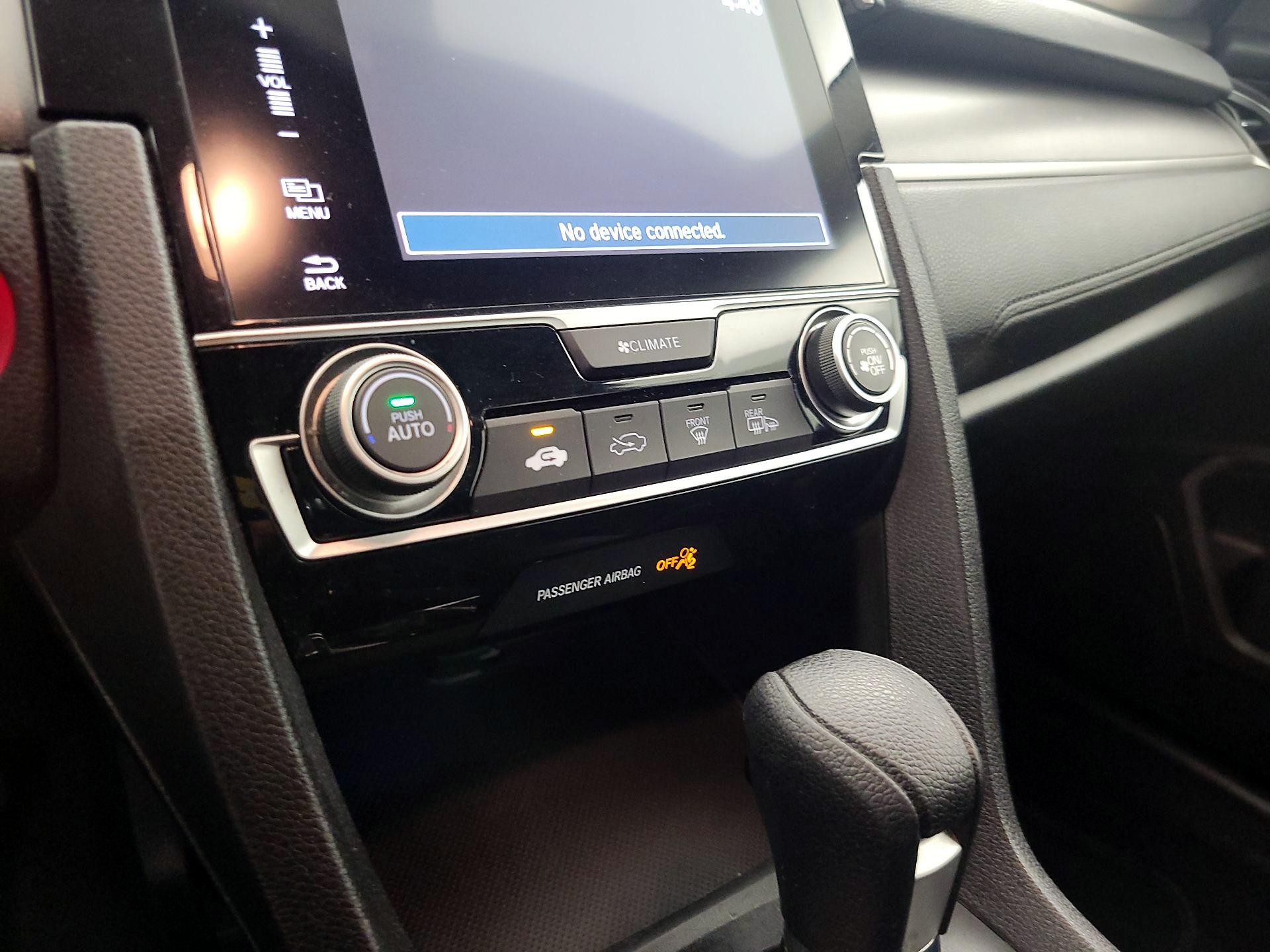 Thumbnail: 2016 Honda Civic - 16