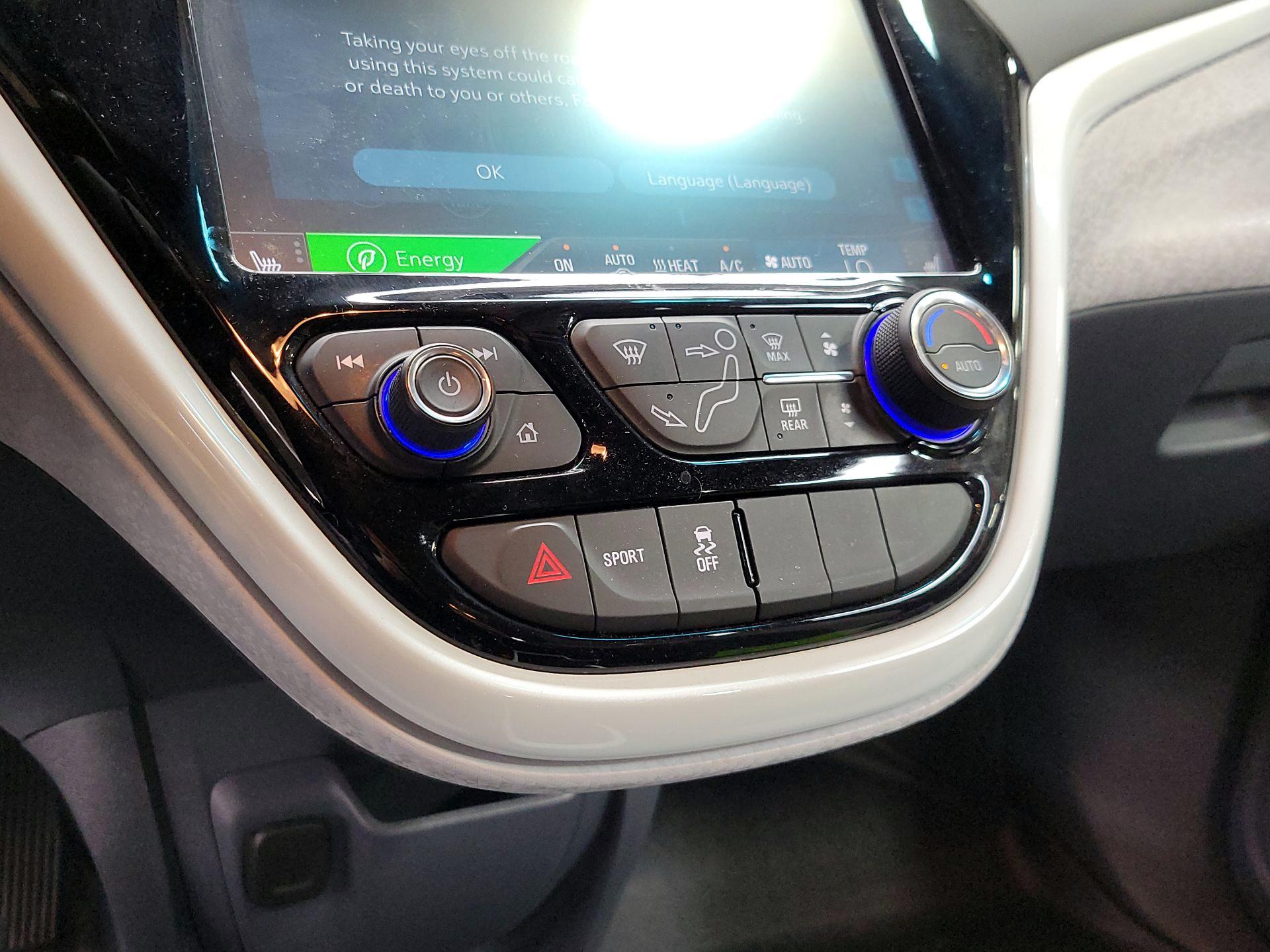 Thumbnail: 2021 Chevrolet Bolt EV - 16