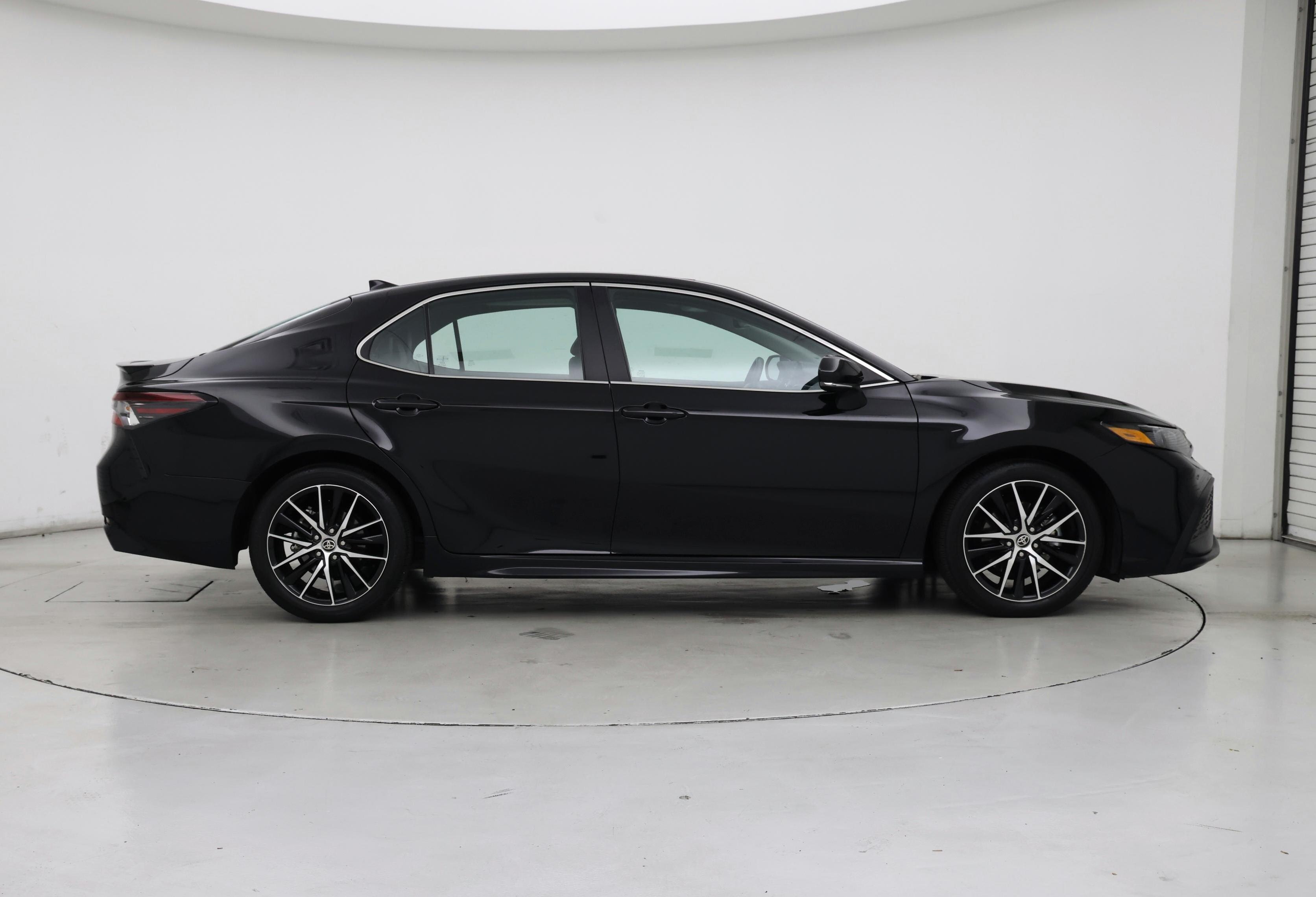 Thumbnail: 2024 Toyota Camry - 7