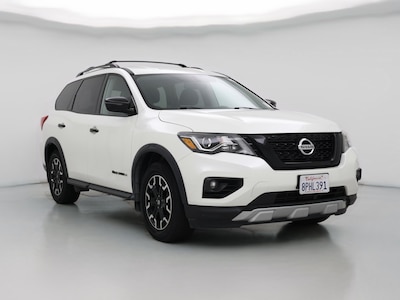 White 2020 Nissan Pathfinder SV
