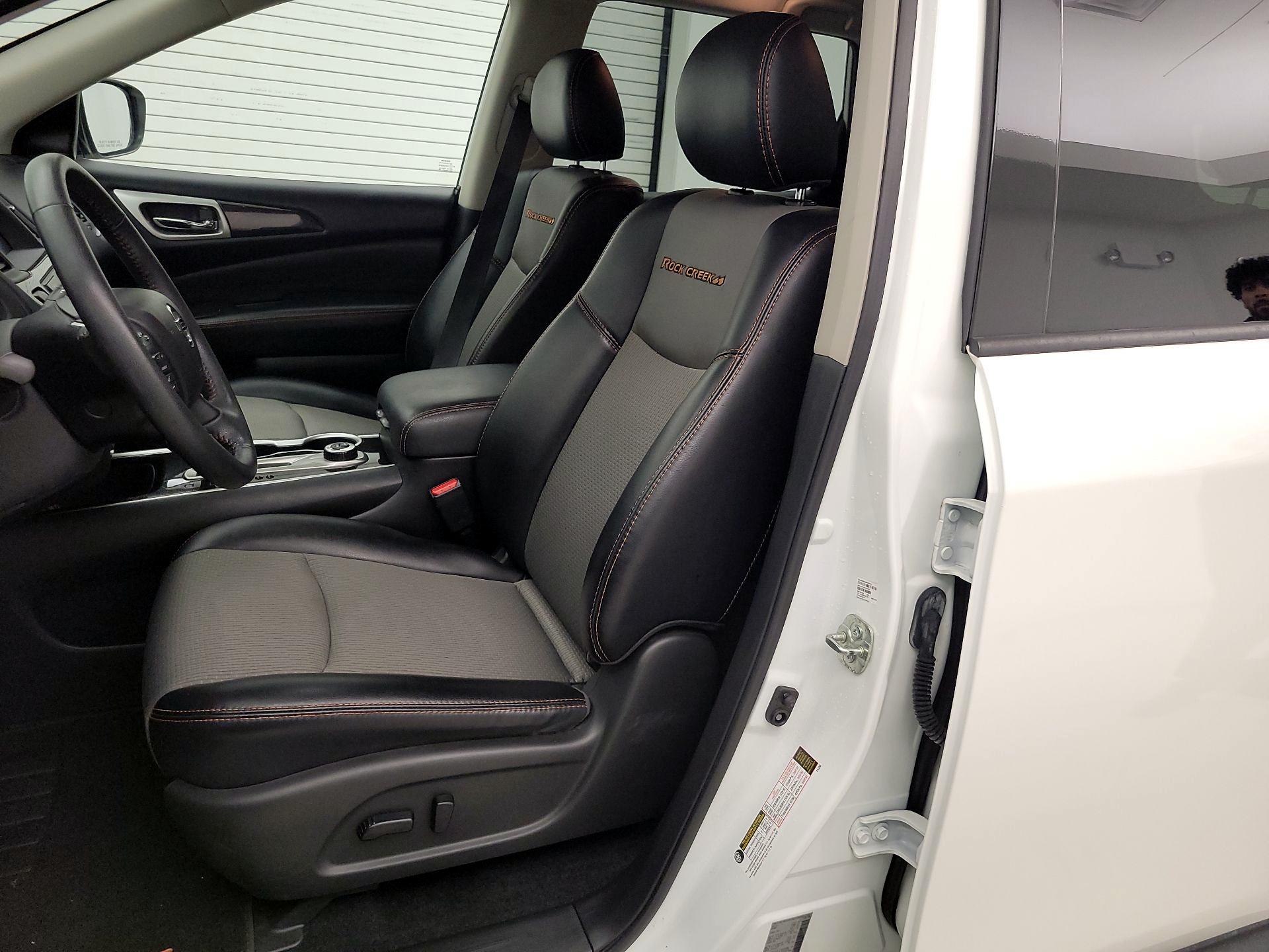 Thumbnail: 2020 Nissan Pathfinder - 11