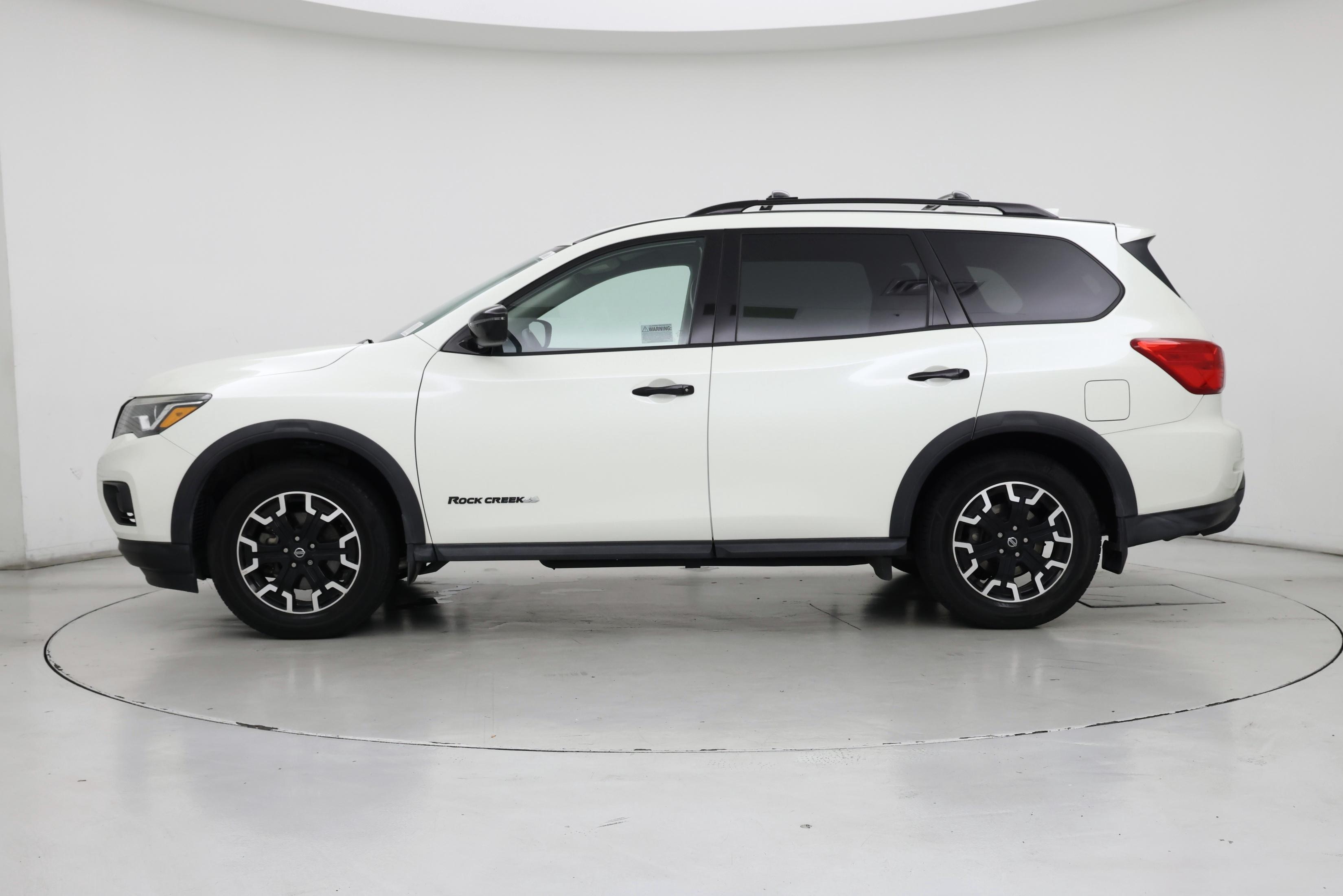 Thumbnail: 2020 Nissan Pathfinder - 3