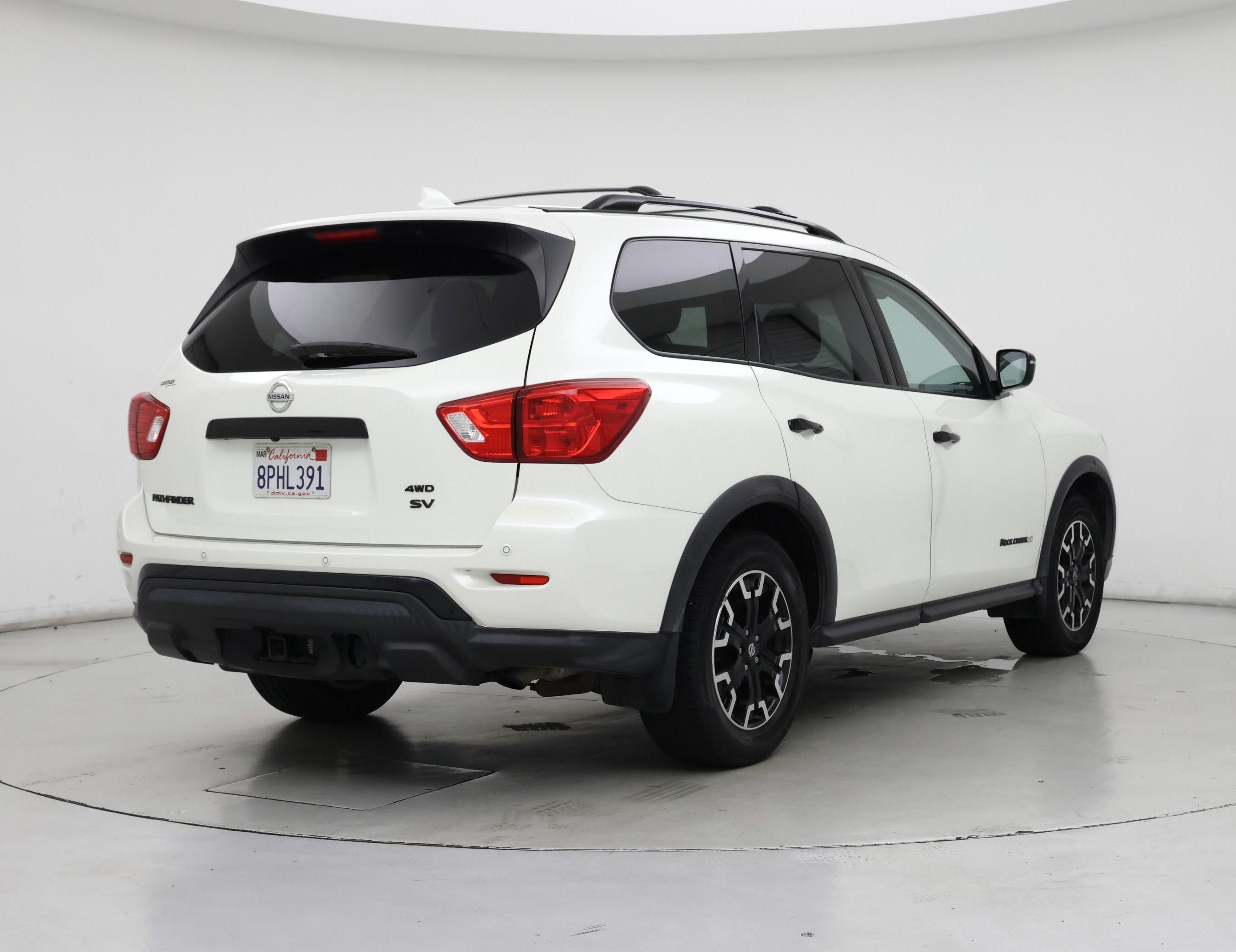 Thumbnail: 2020 Nissan Pathfinder - 8