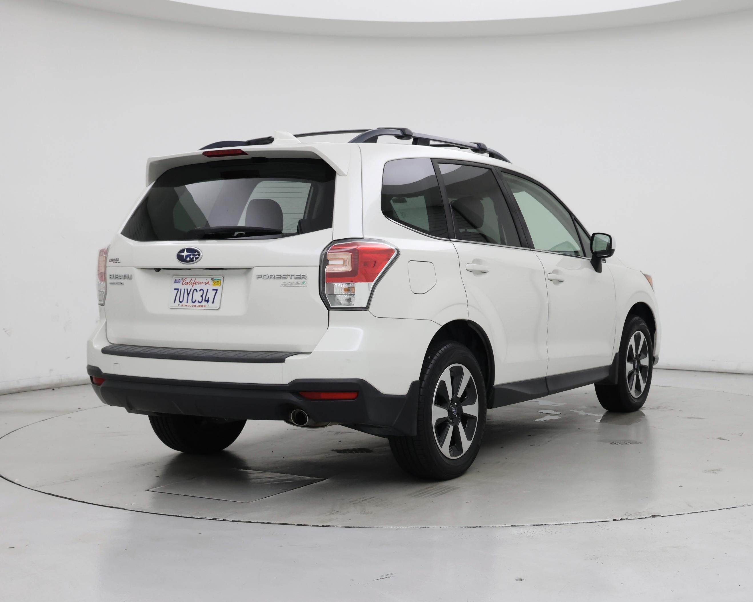 Thumbnail: 2017 Subaru Forester - 8