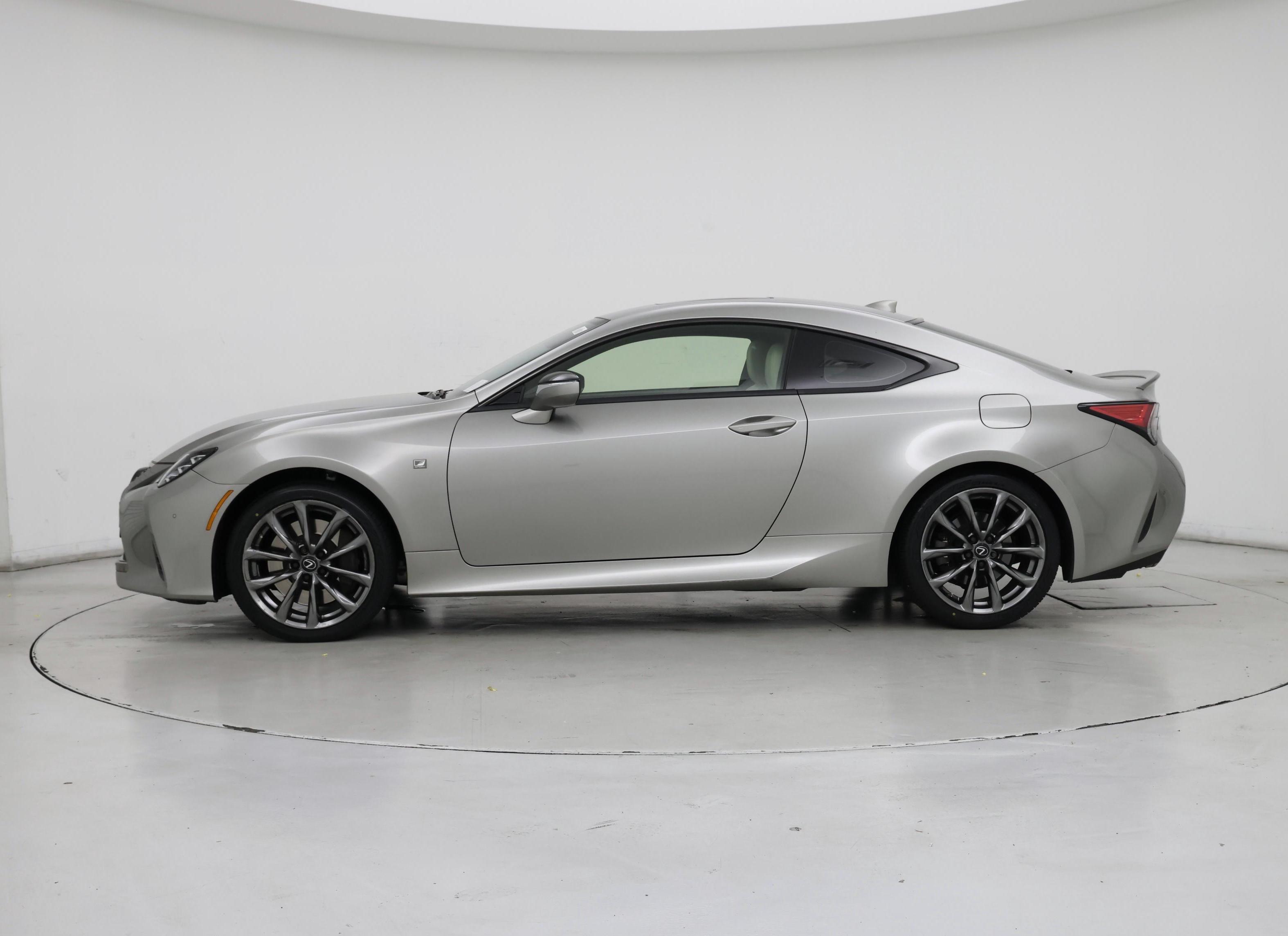 Thumbnail: 2019 Lexus RC - 3