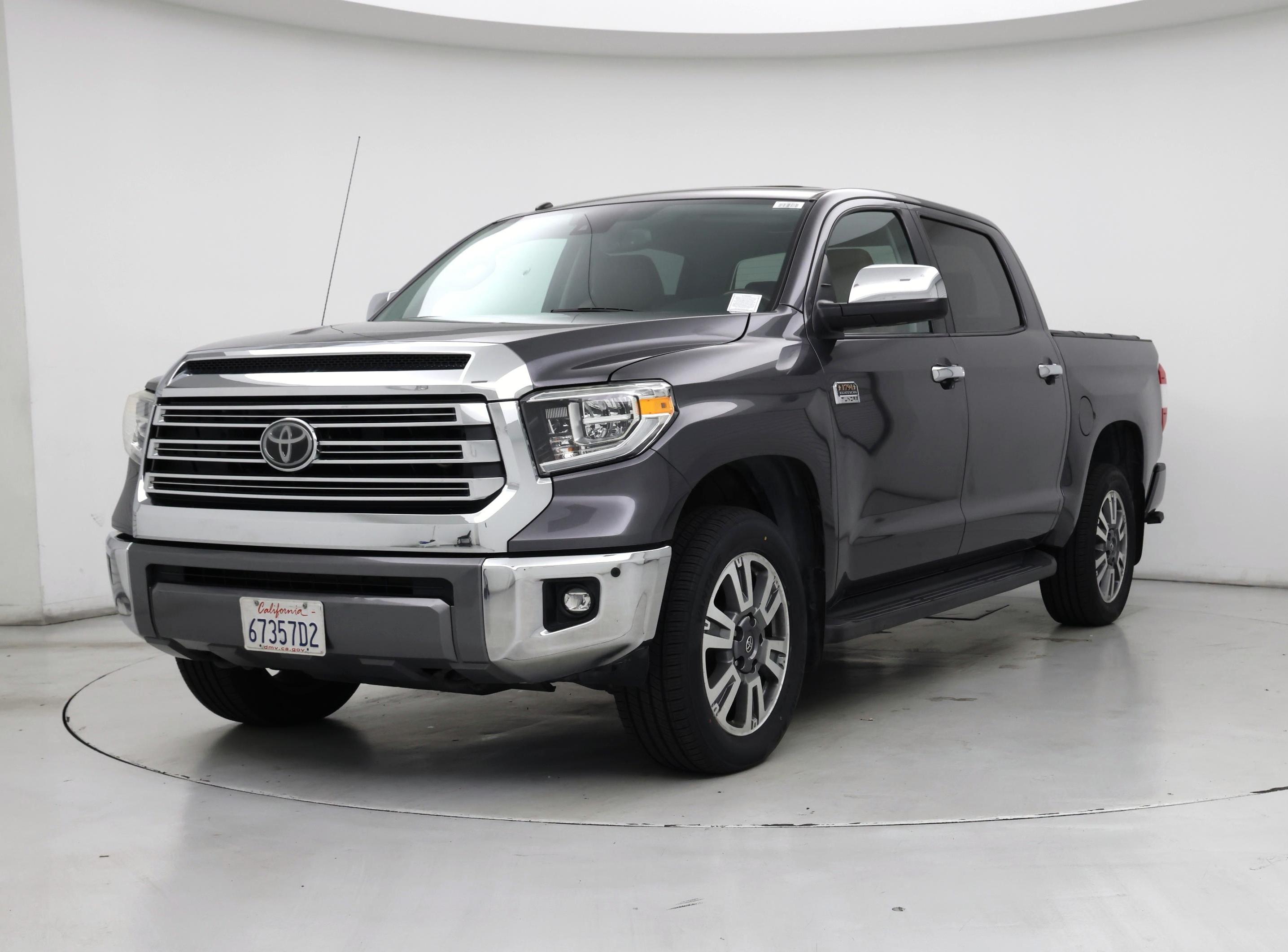 Thumbnail: 2018 Toyota Tundra - 4