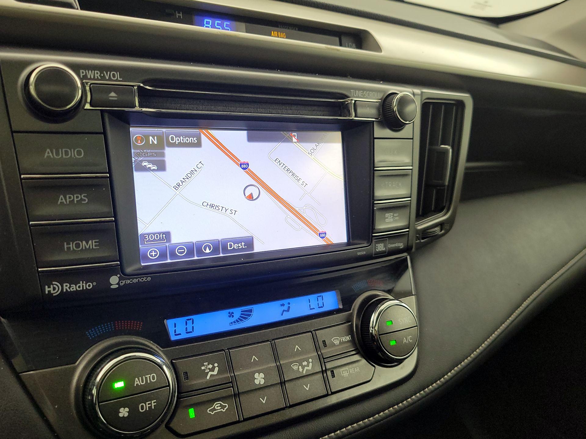 Thumbnail: 2015 Toyota RAV4 - 14