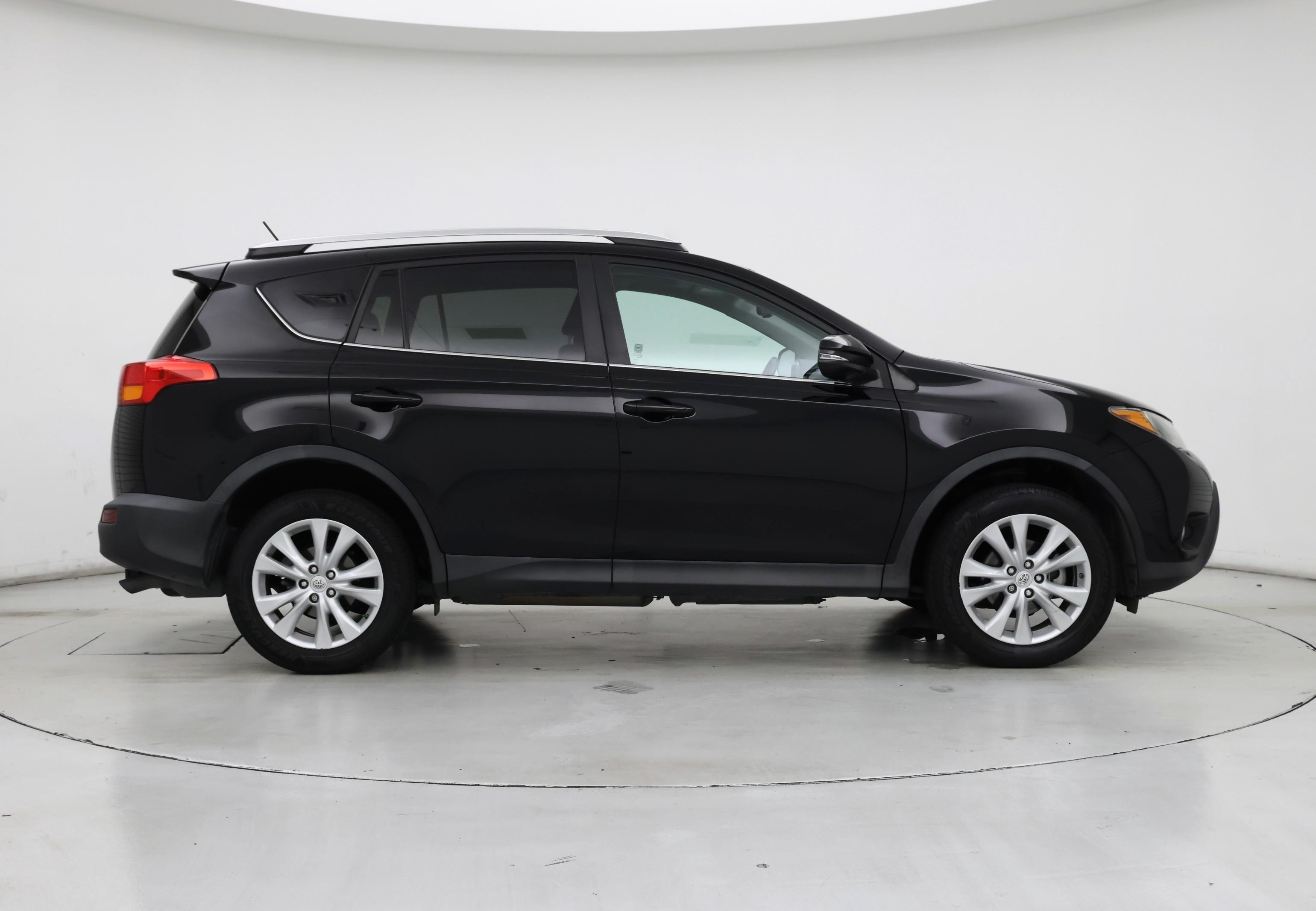 Thumbnail: 2015 Toyota RAV4 - 7