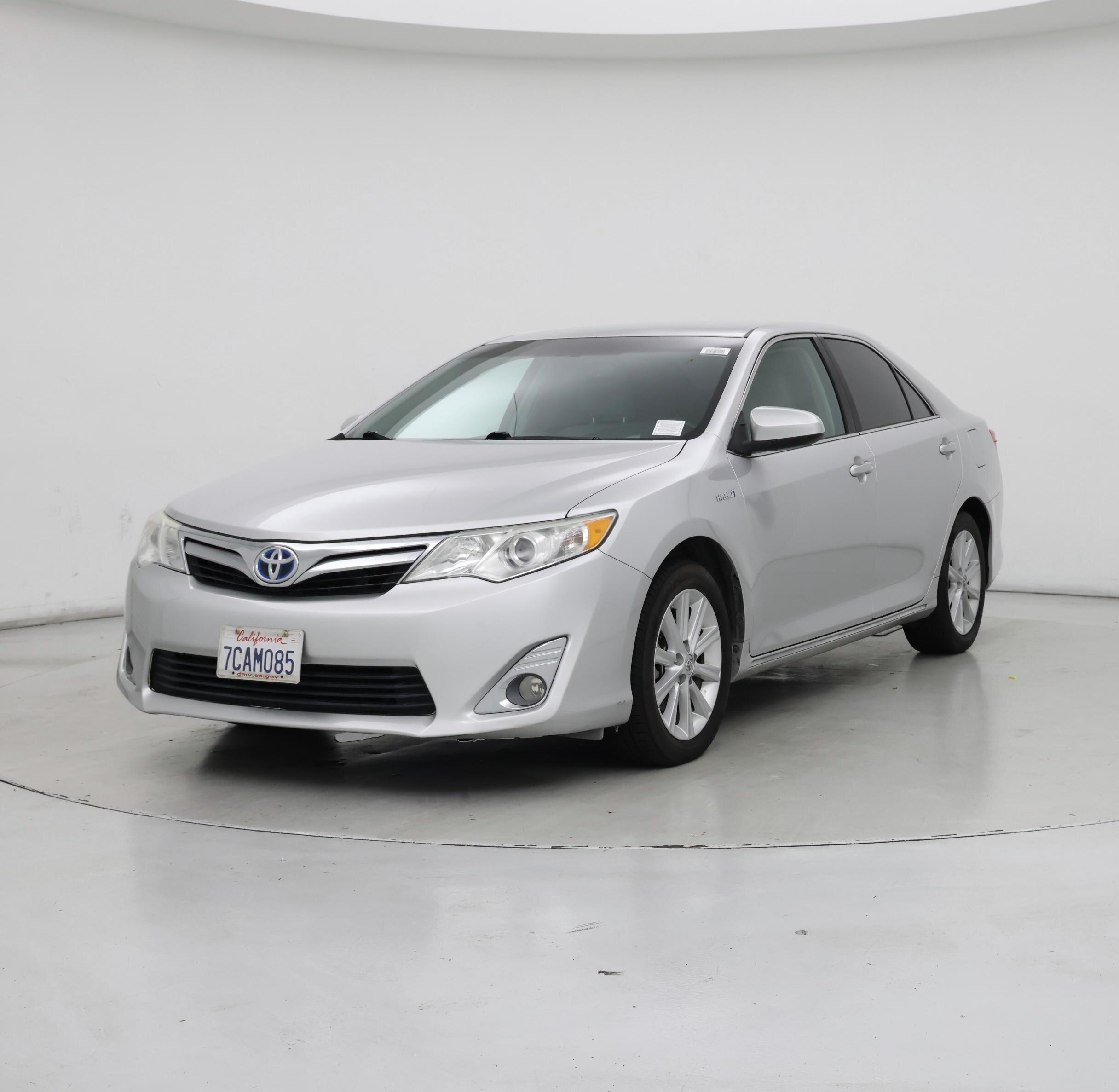 Thumbnail: 2013 Toyota Camry - 4