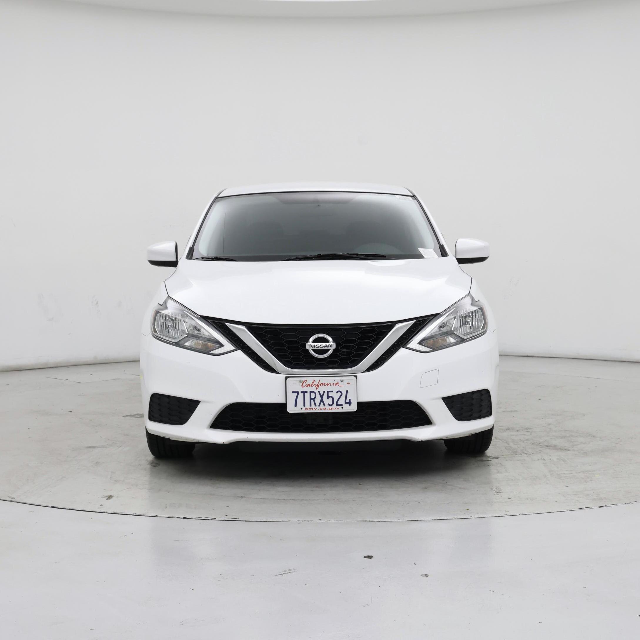 Thumbnail: 2016 Nissan Sentra - 5