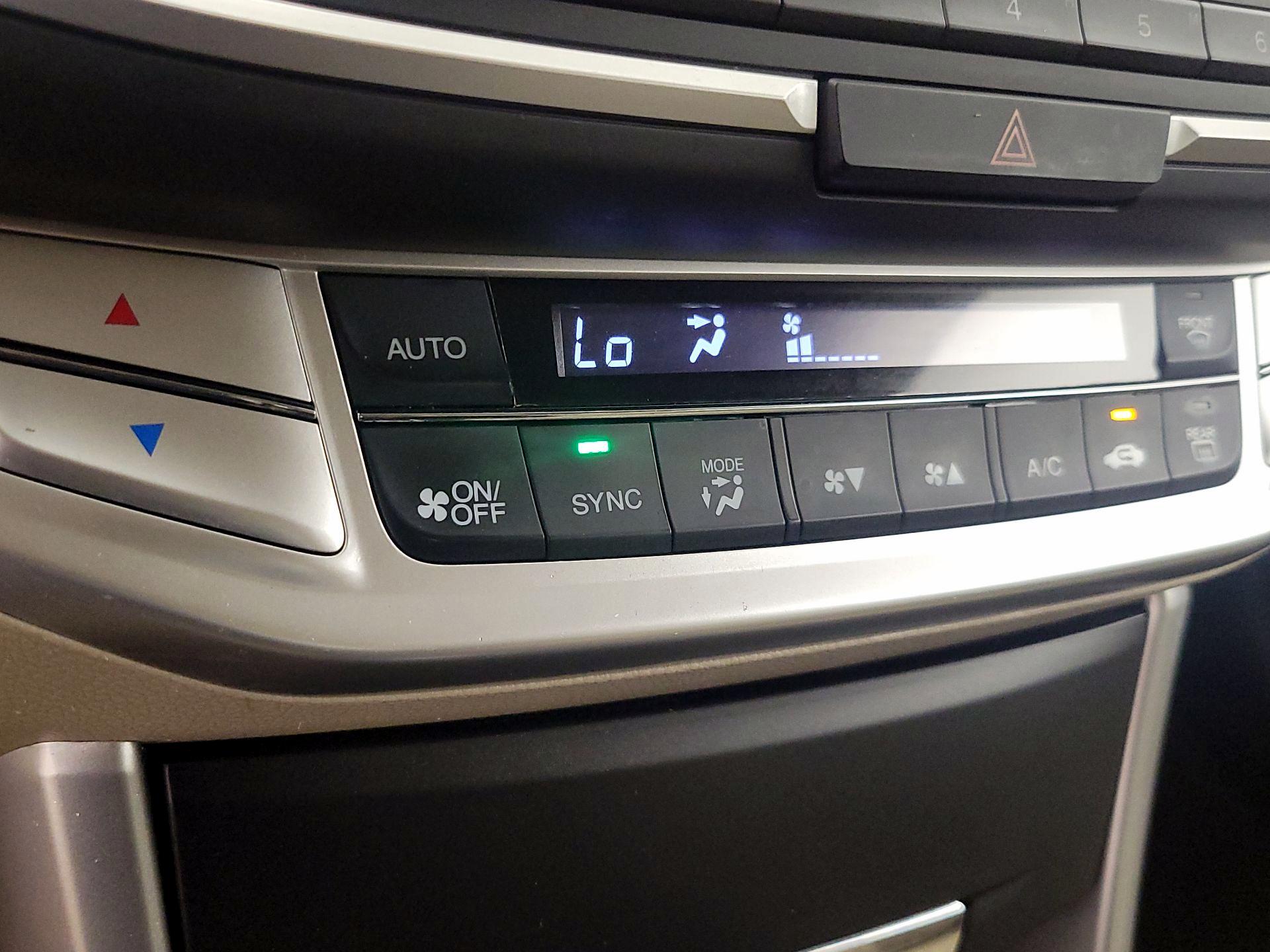 Thumbnail: 2015 Honda Accord - 16