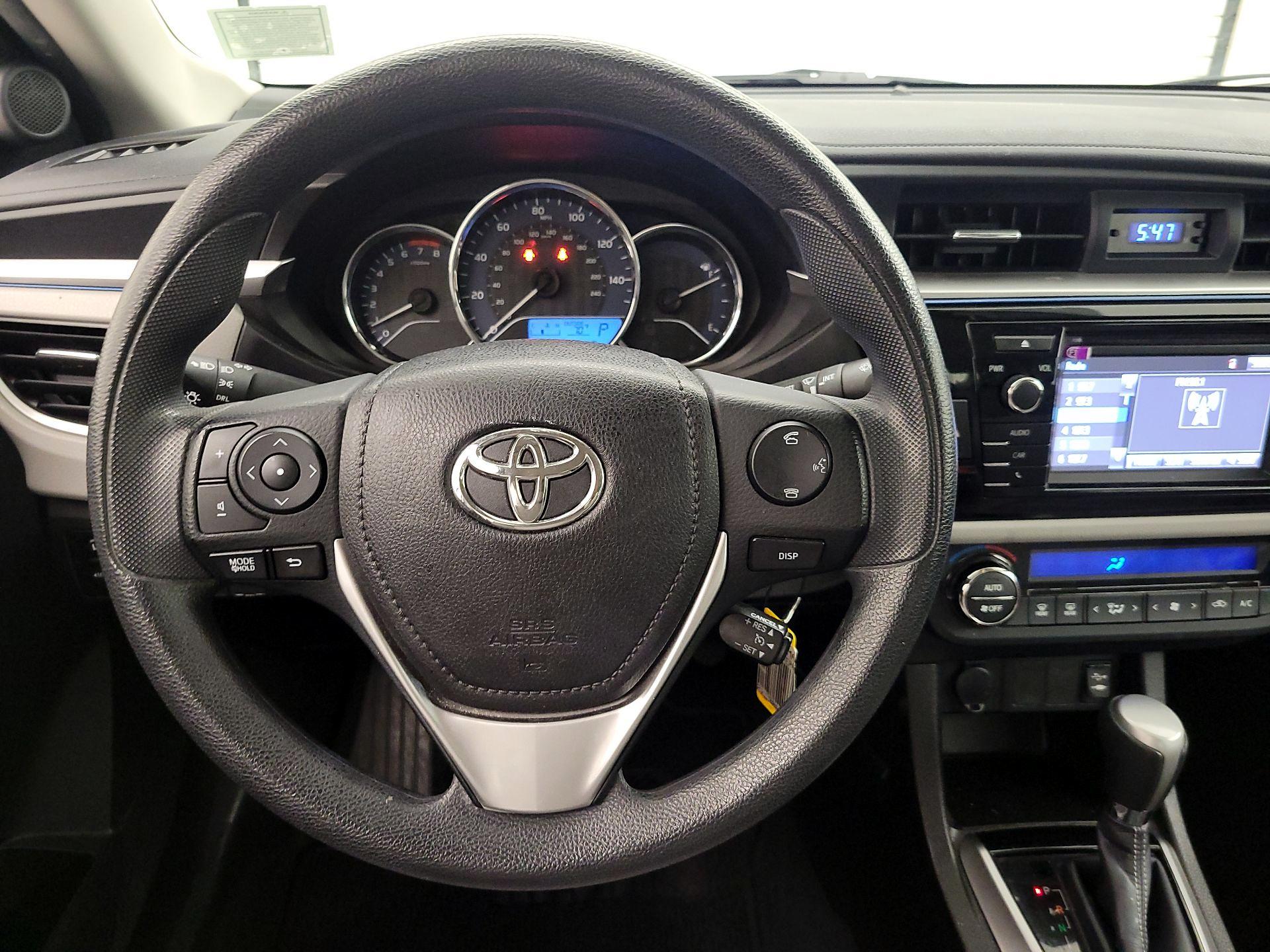 Thumbnail: 2014 Toyota Corolla - 10