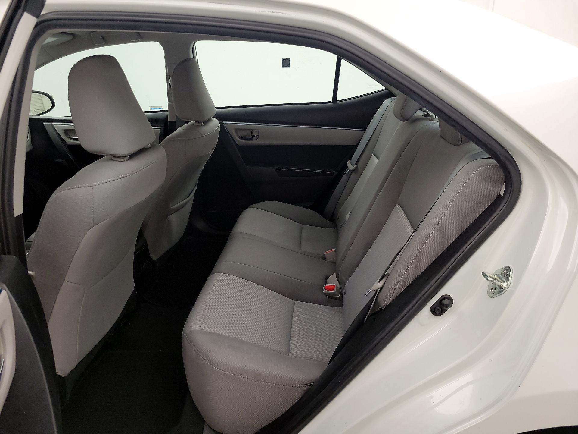 Thumbnail: 2014 Toyota Corolla - 17