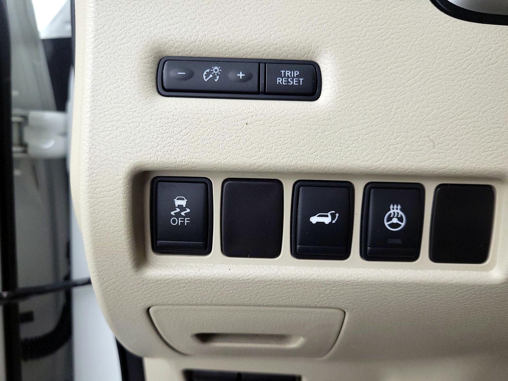 Thumbnail: 2015 Nissan Murano - 13
