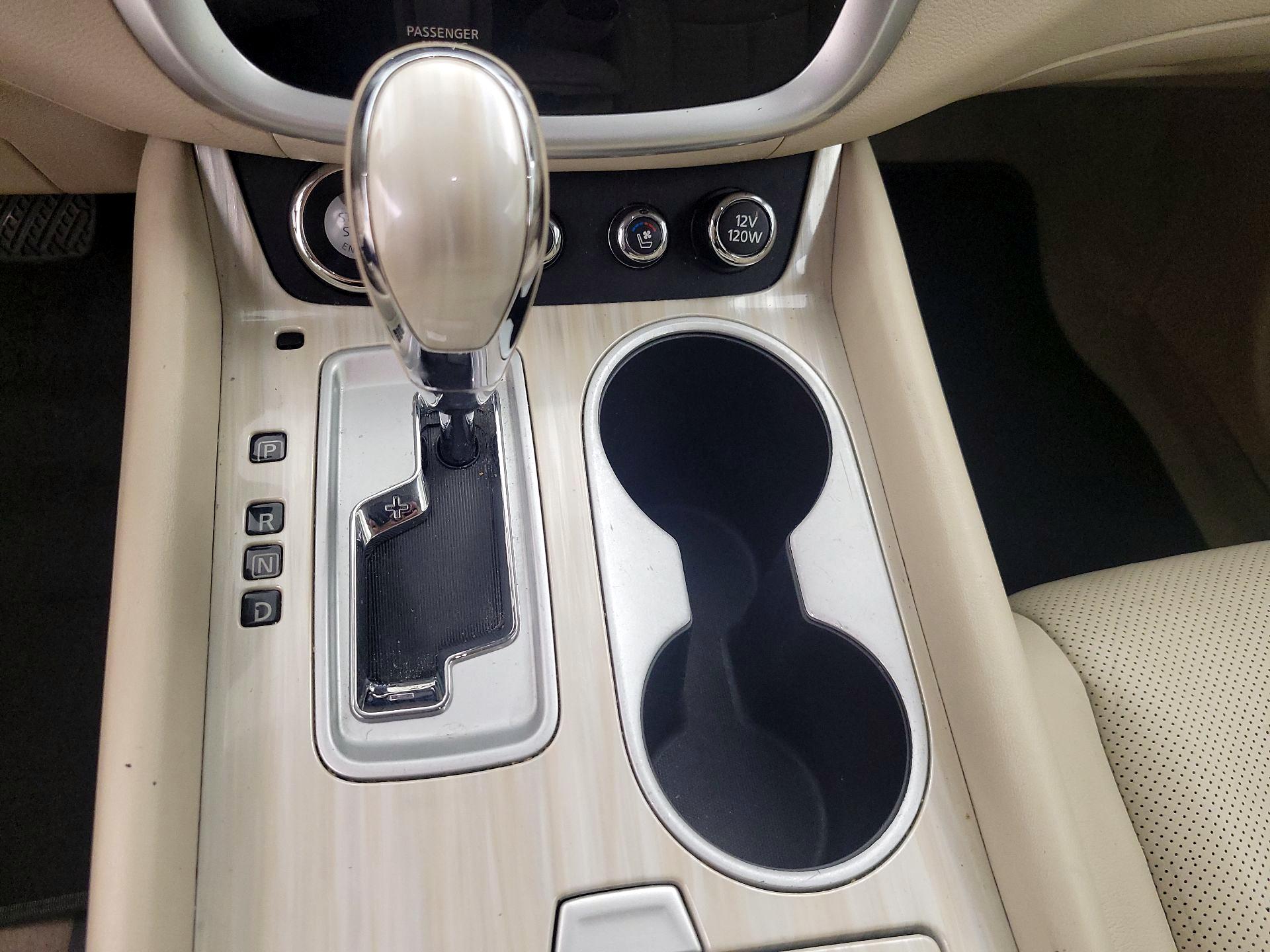 Thumbnail: 2015 Nissan Murano - 18