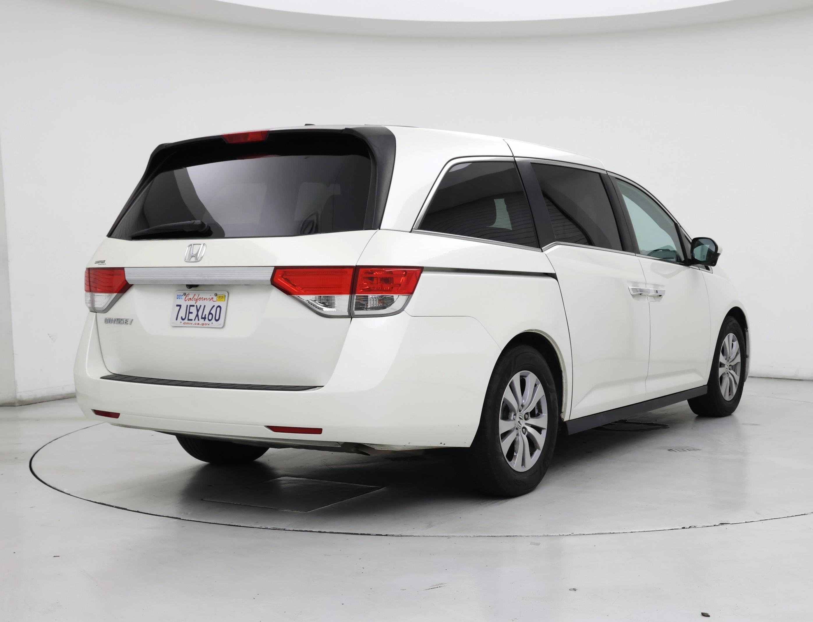 Thumbnail: 2015 Honda Odyssey - 8