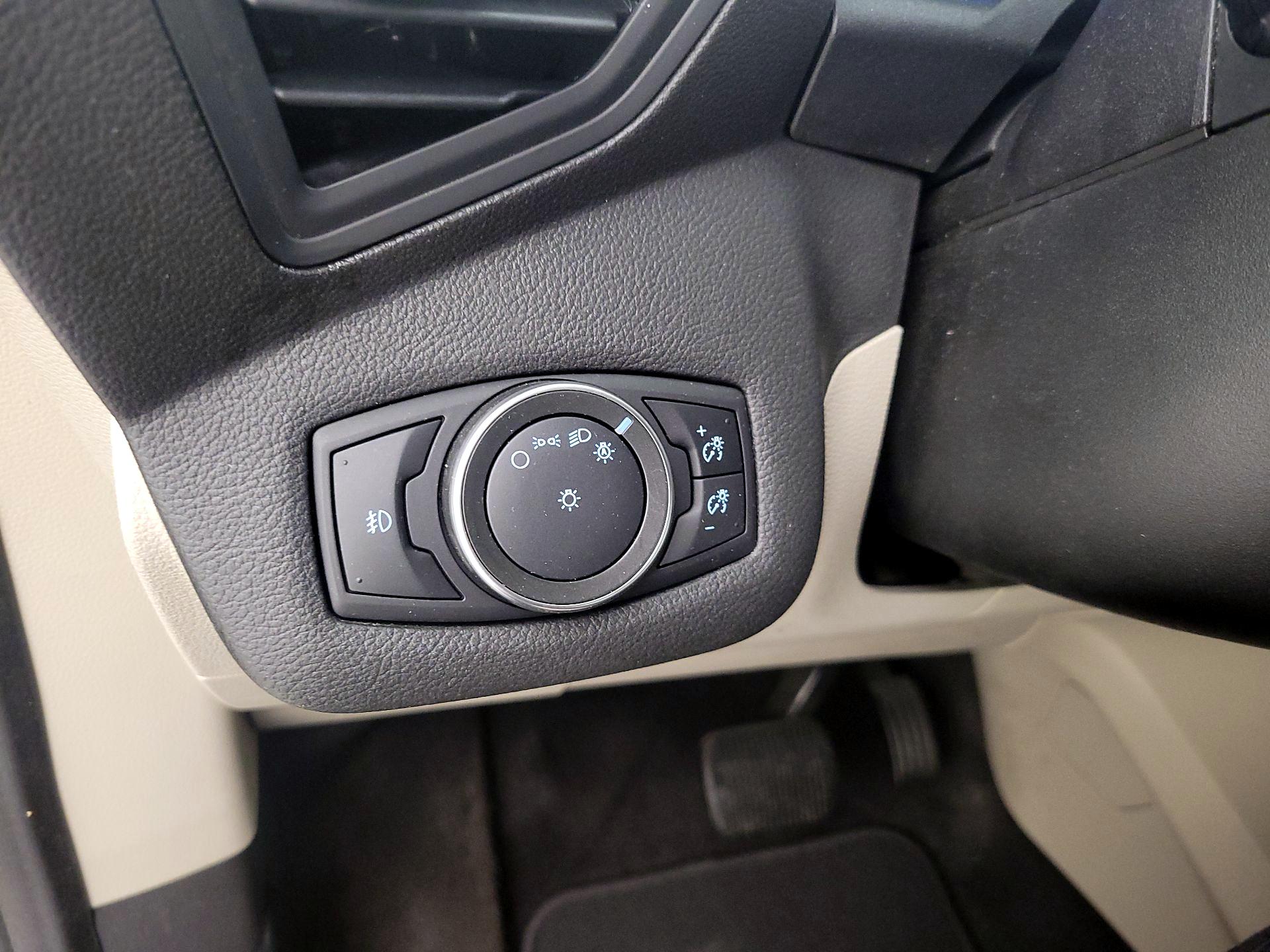 Thumbnail: 2018 Ford C-Max - 13