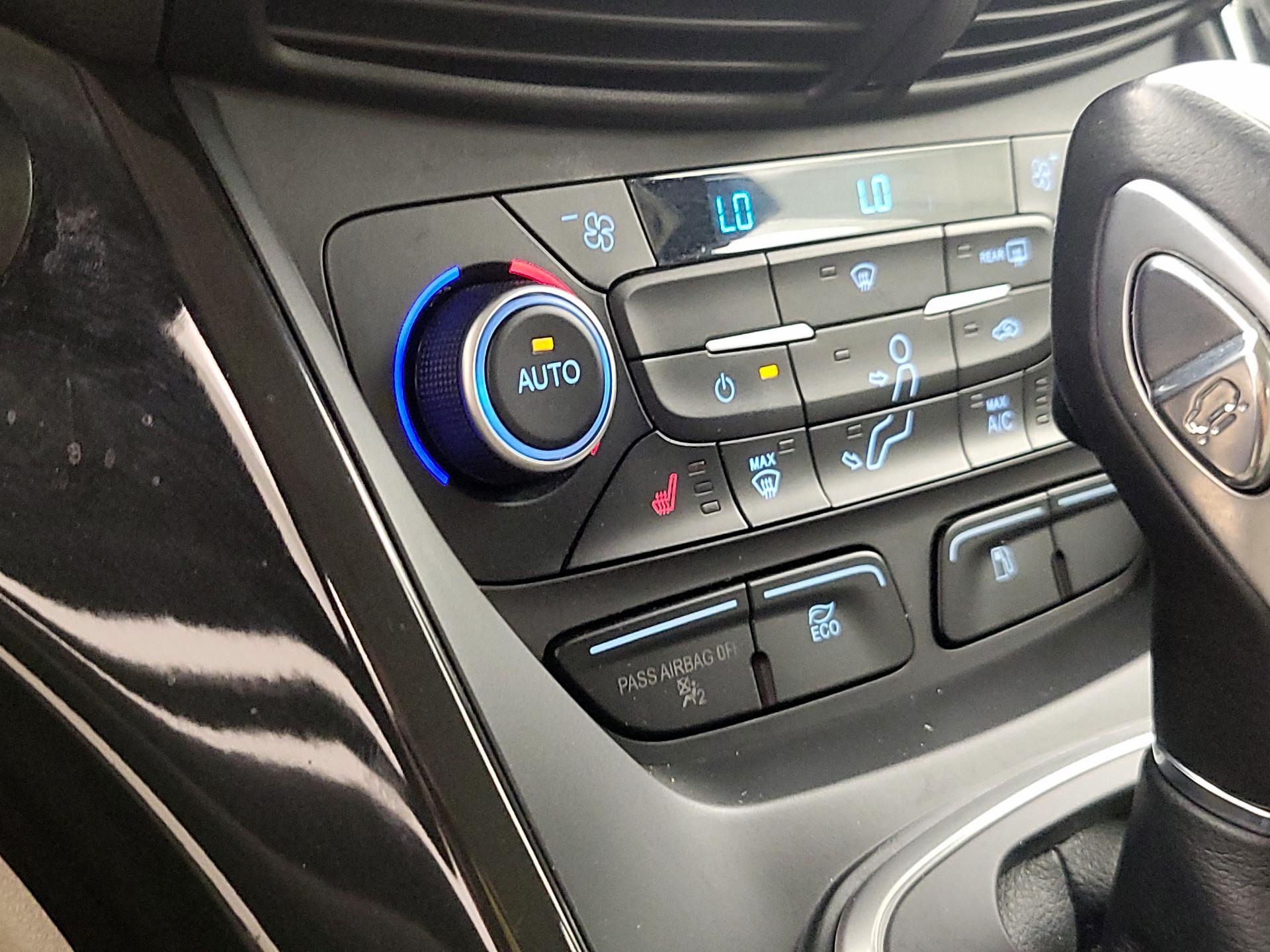 Thumbnail: 2018 Ford C-Max - 17