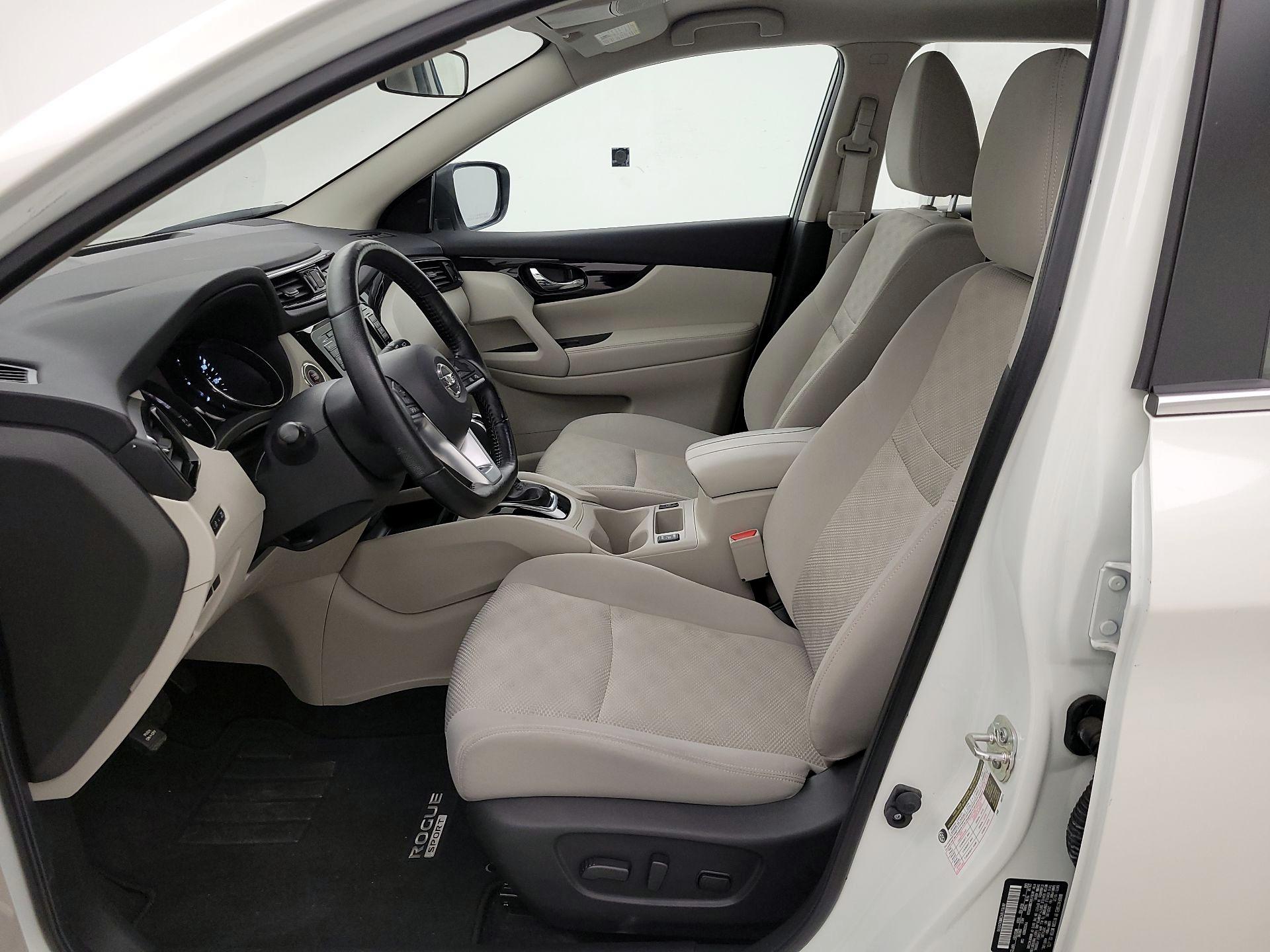 Thumbnail: 2021 Nissan Rogue Sport - 11