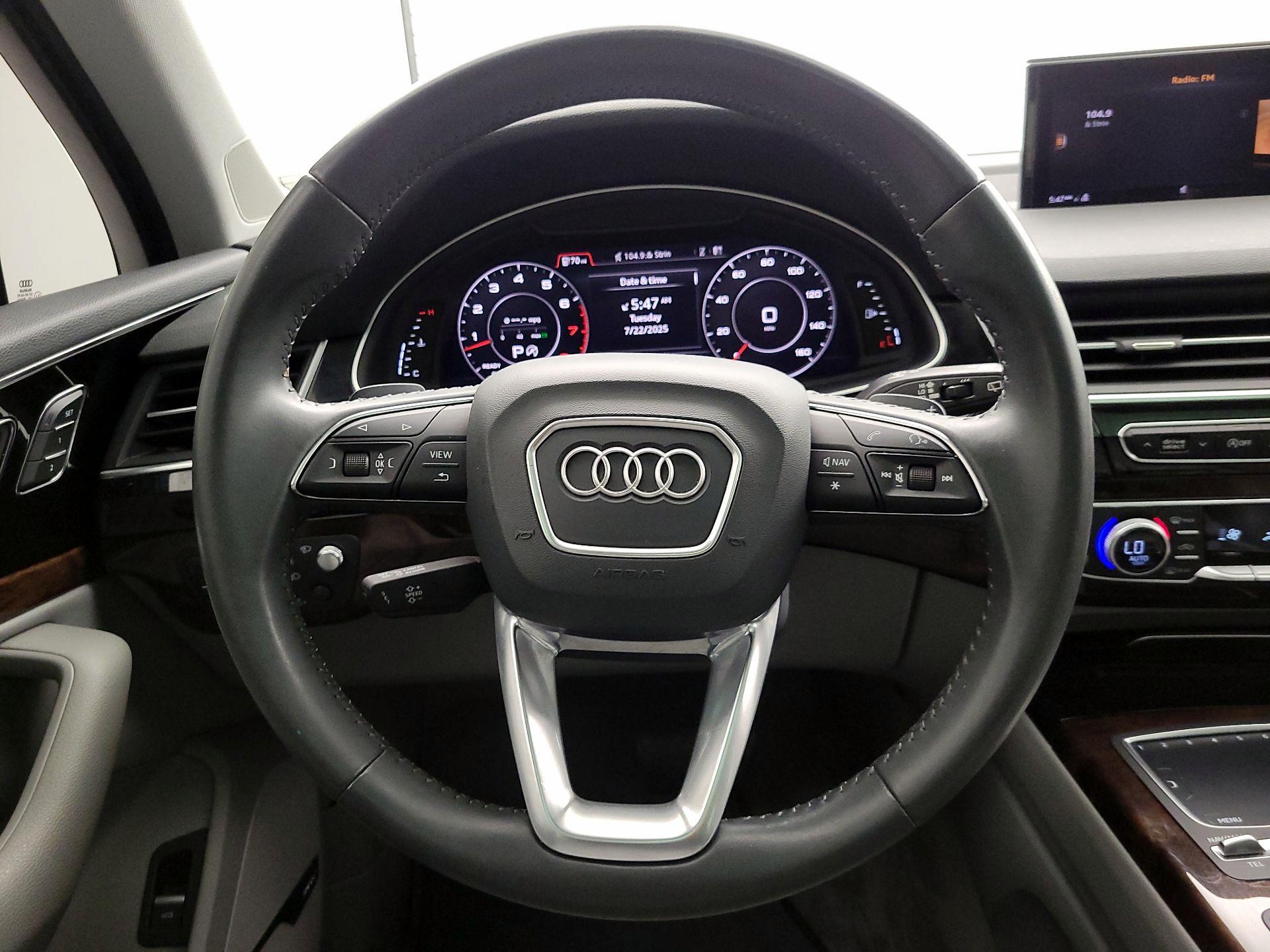 Thumbnail: 2017 Audi Q7 - 10