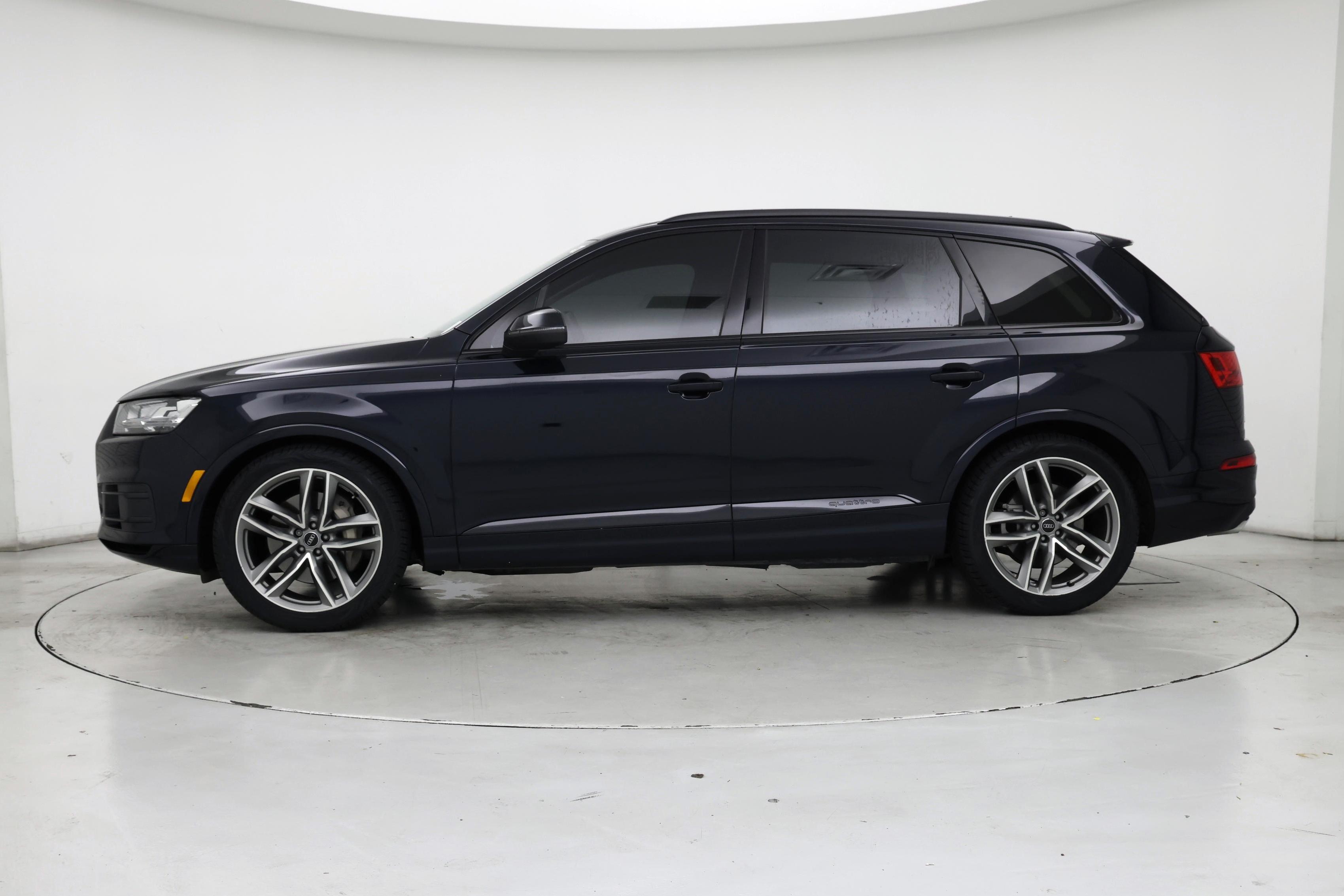 Thumbnail: 2017 Audi Q7 - 3