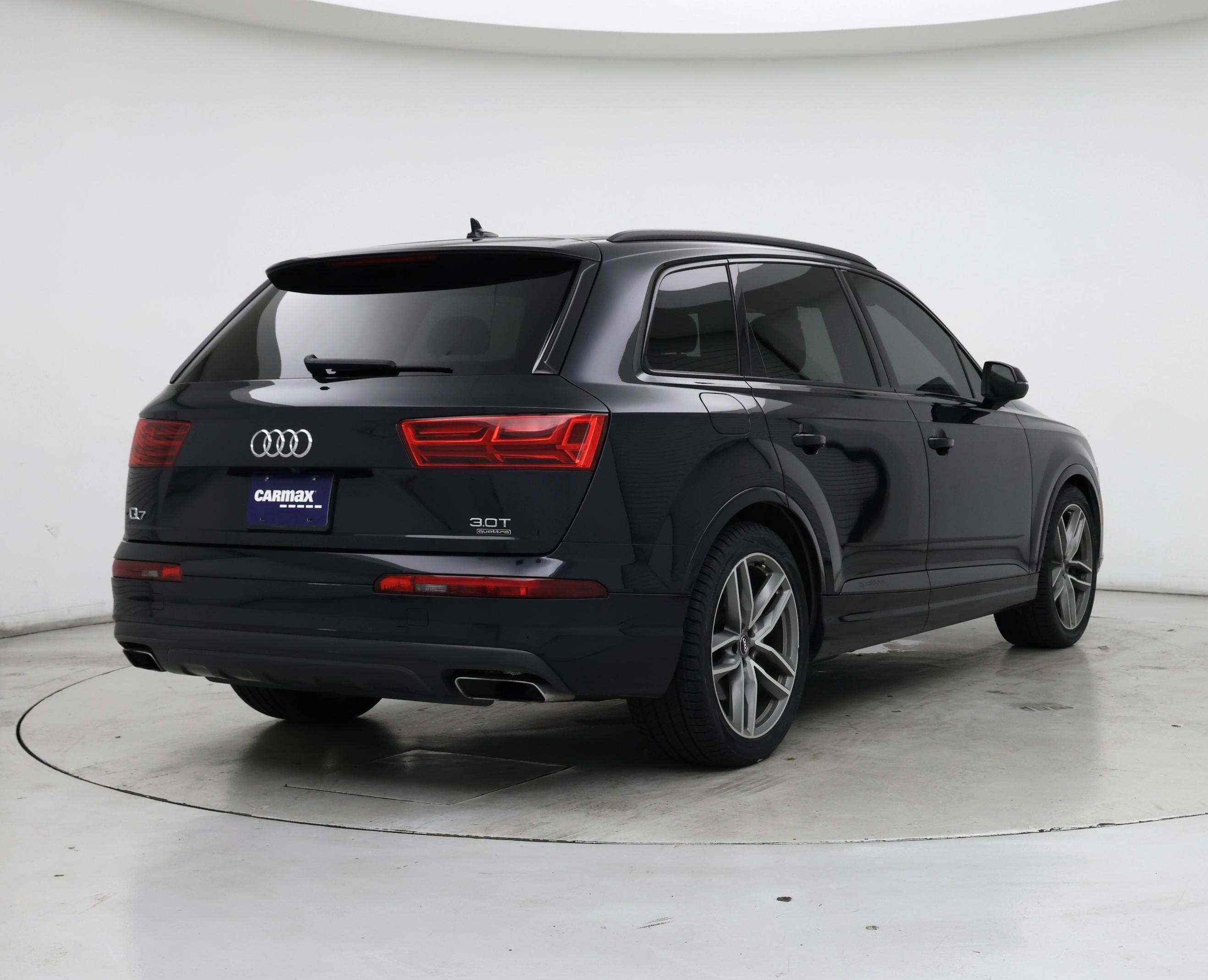 Thumbnail: 2017 Audi Q7 - 8