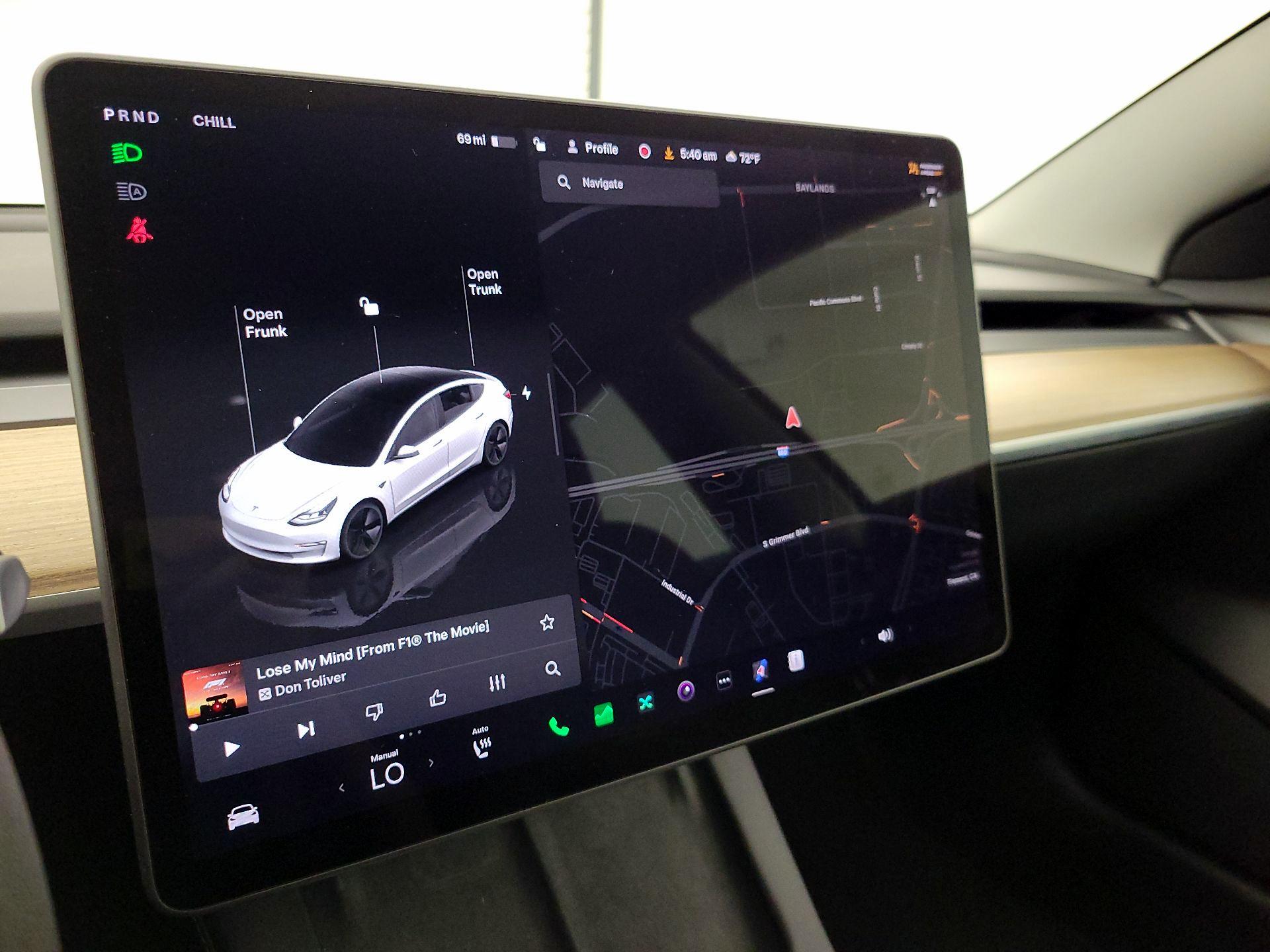 Thumbnail: 2023 Tesla Model 3 - 13