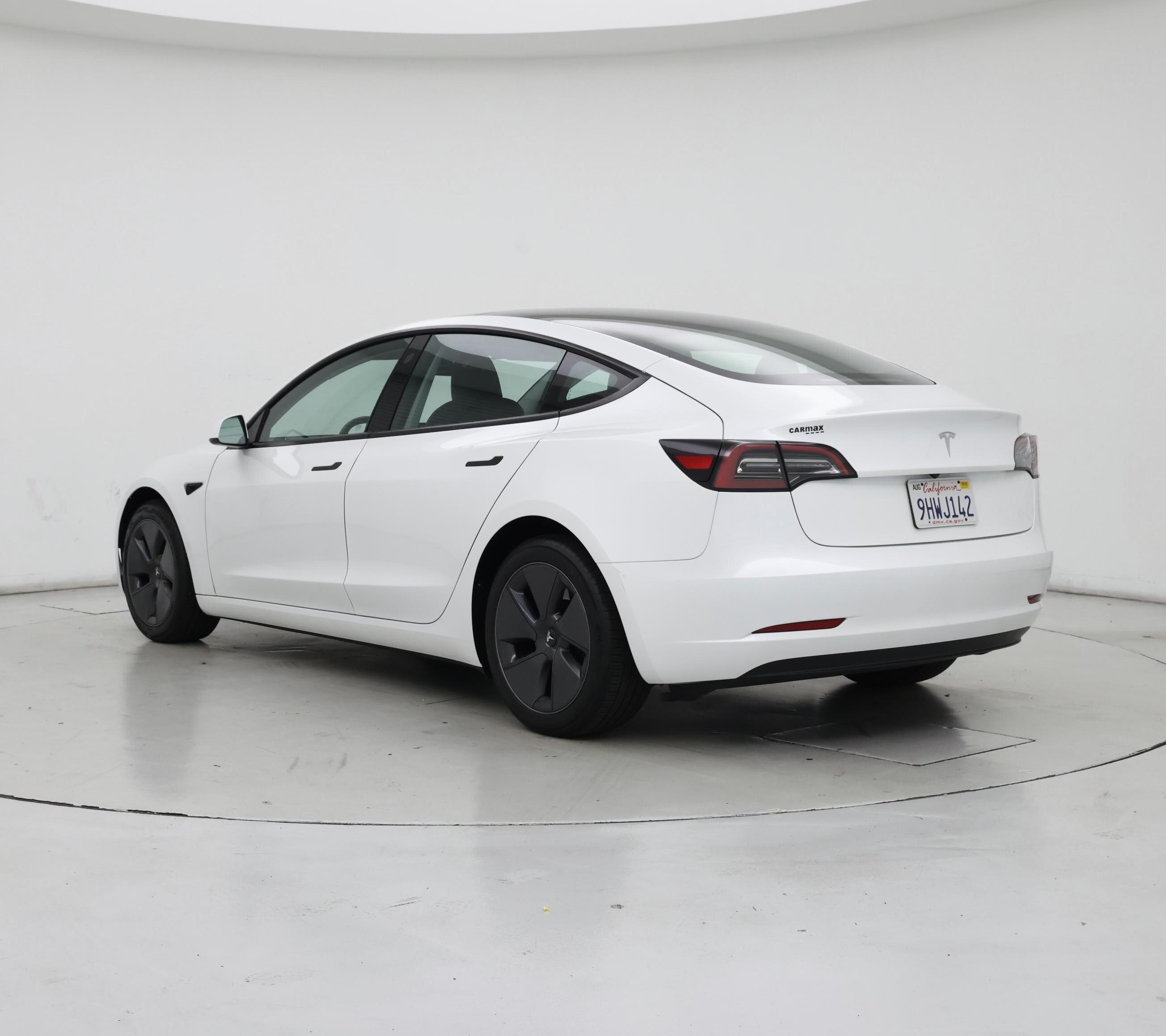 Thumbnail: 2023 Tesla Model 3 - 2