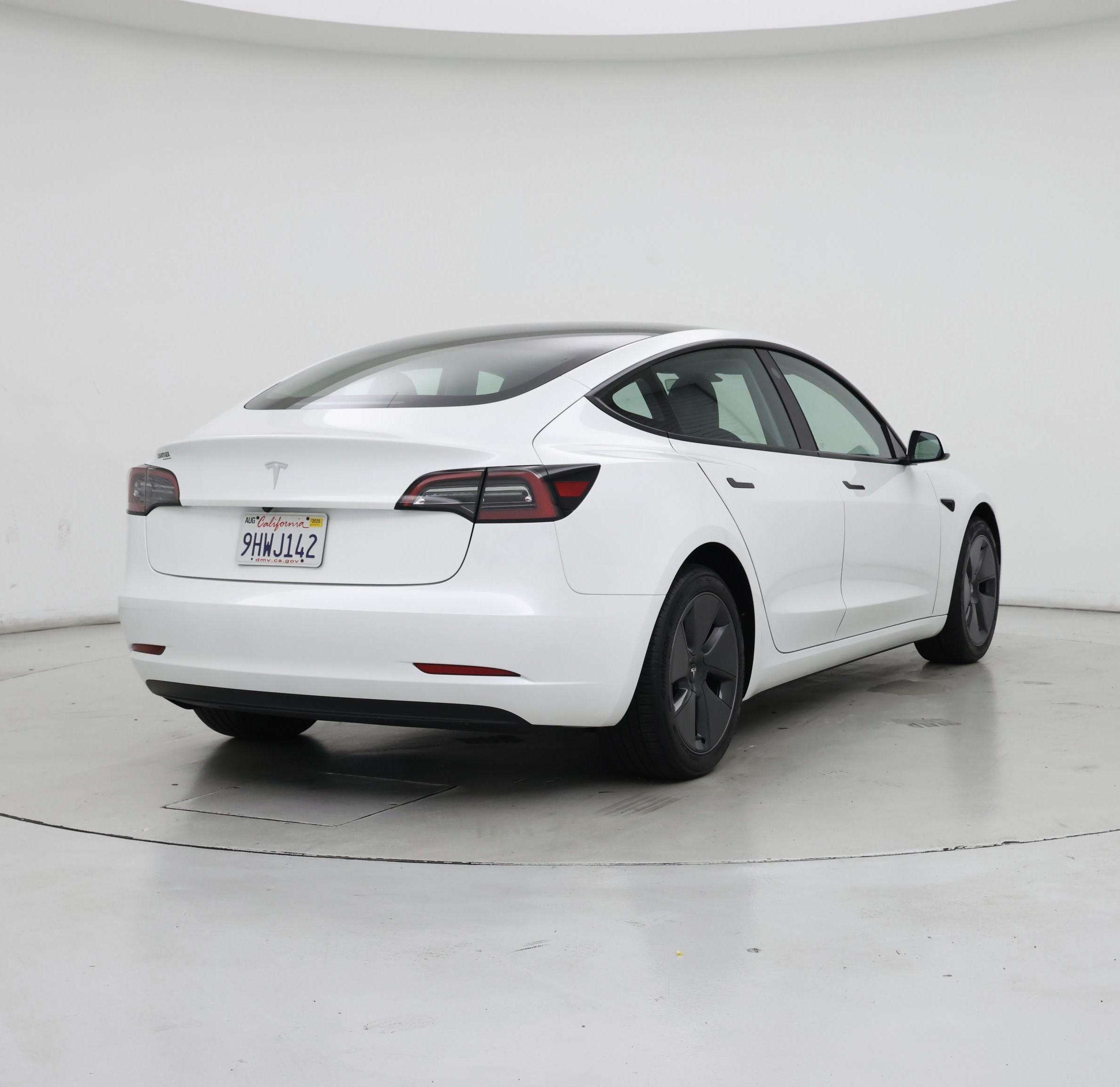 Thumbnail: 2023 Tesla Model 3 - 8