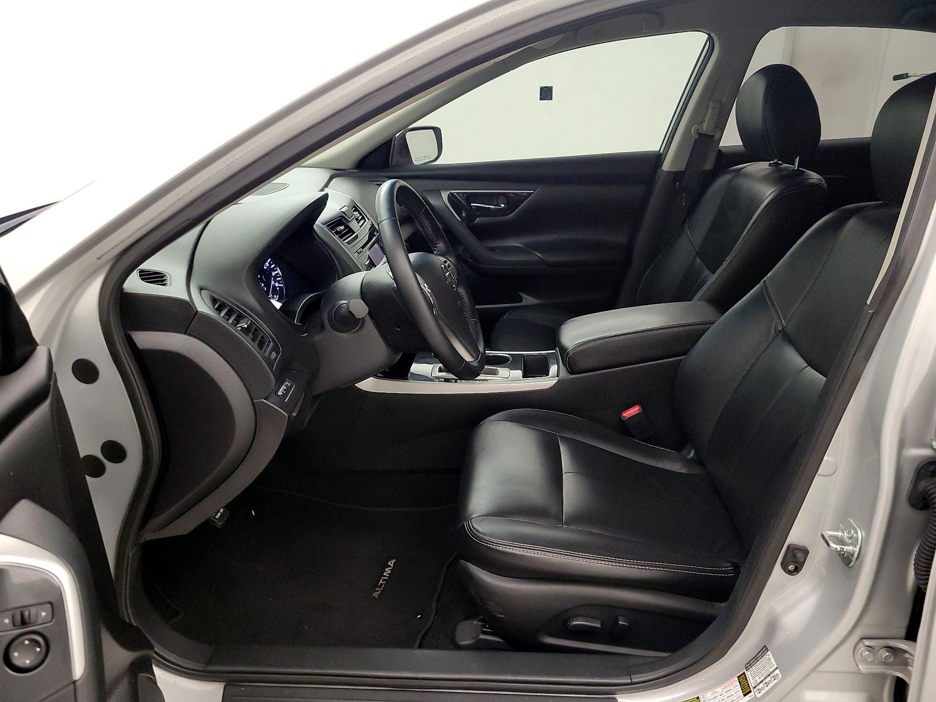 Thumbnail: 2014 Nissan Altima - 11