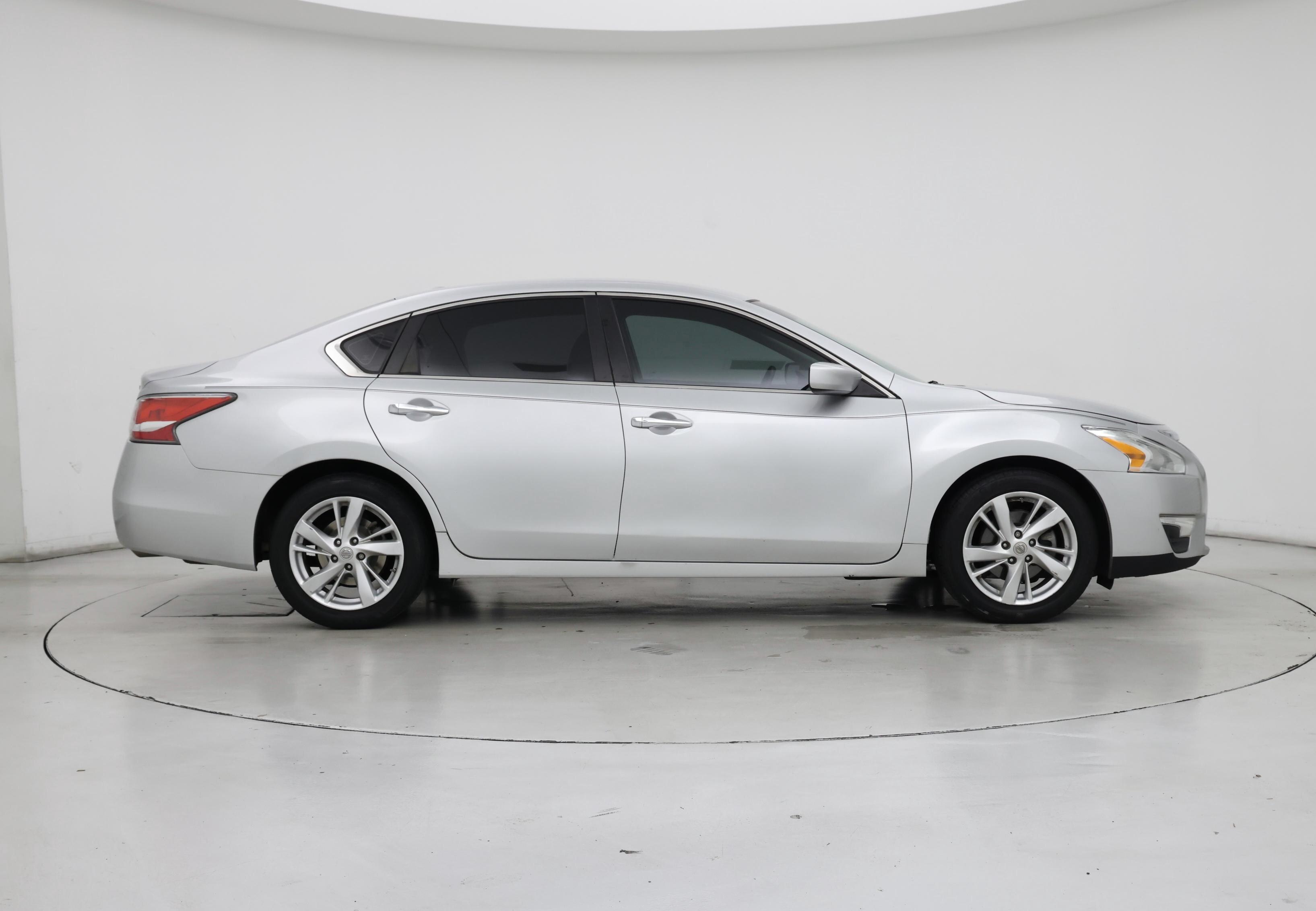 Thumbnail: 2014 Nissan Altima - 7