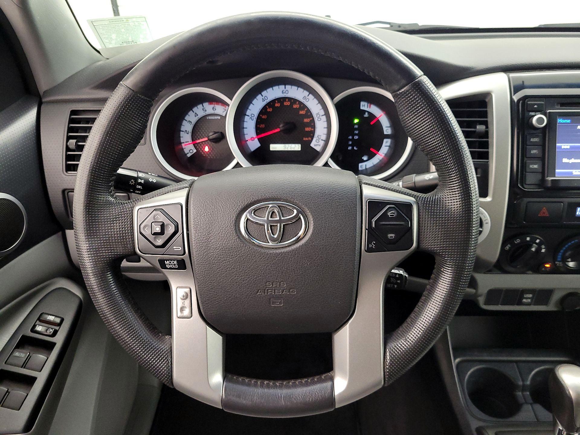 Thumbnail: 2014 Toyota Tacoma - 10
