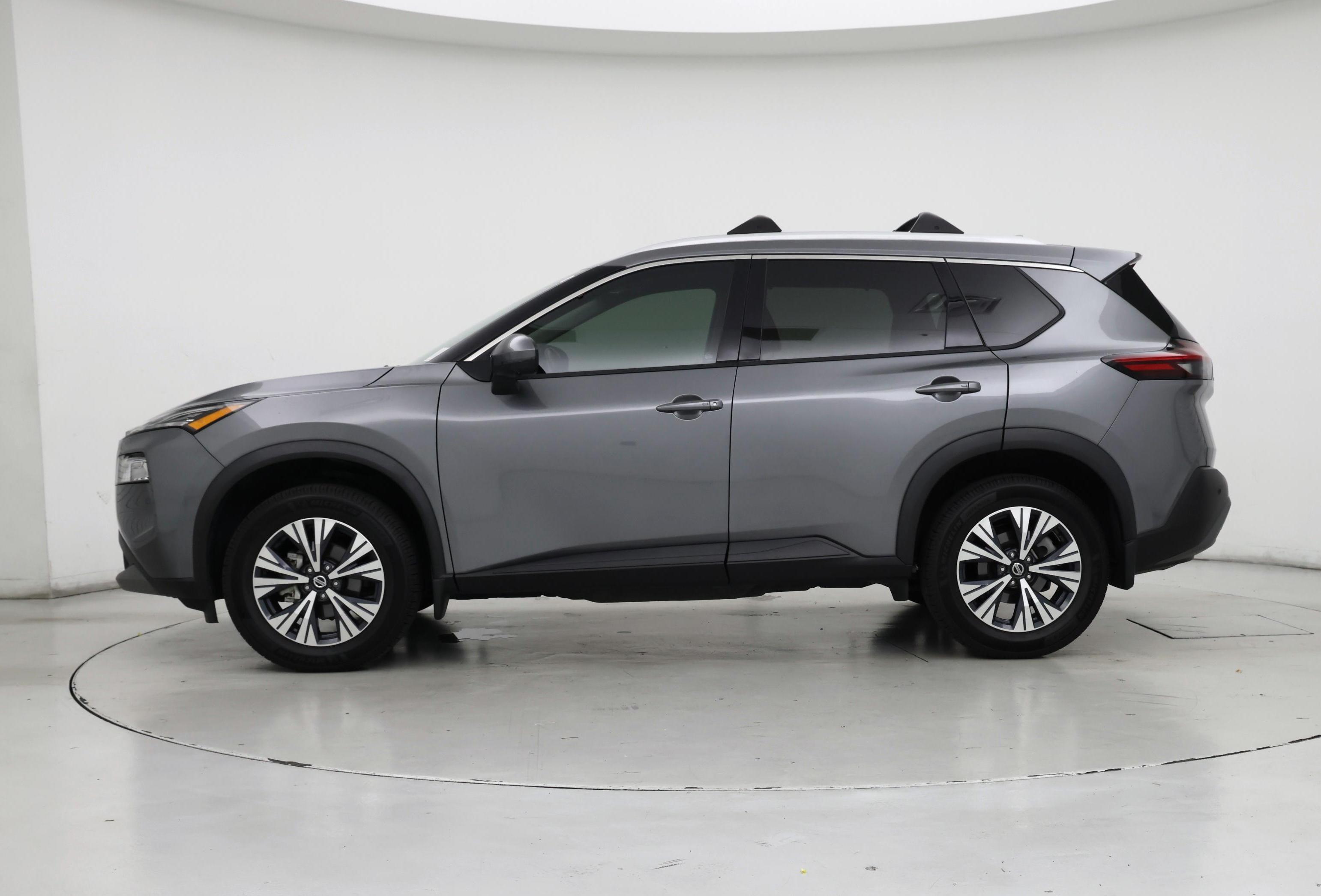 Thumbnail: 2021 Nissan Rogue - 3