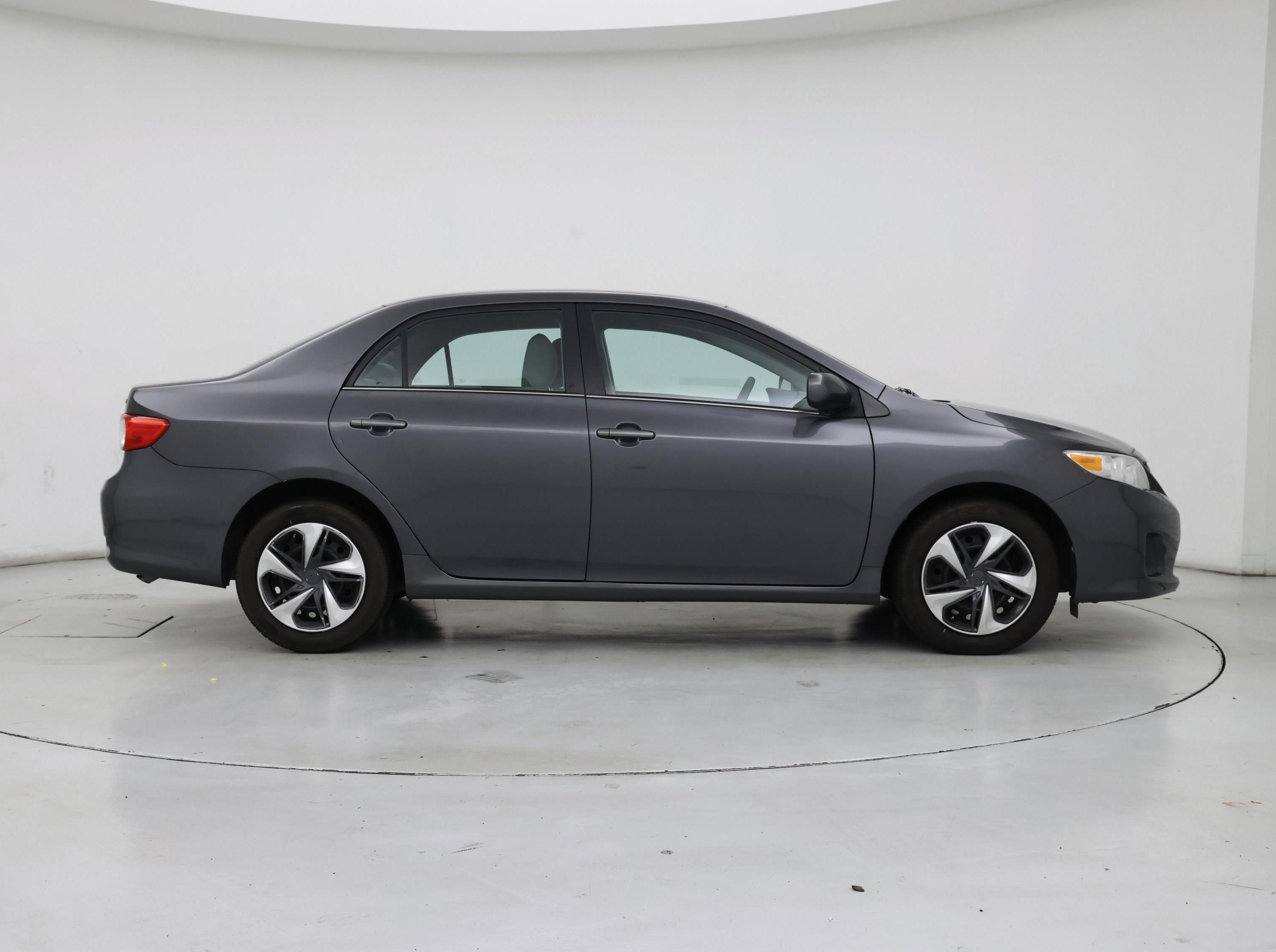 Thumbnail: 2013 Toyota Corolla - 7