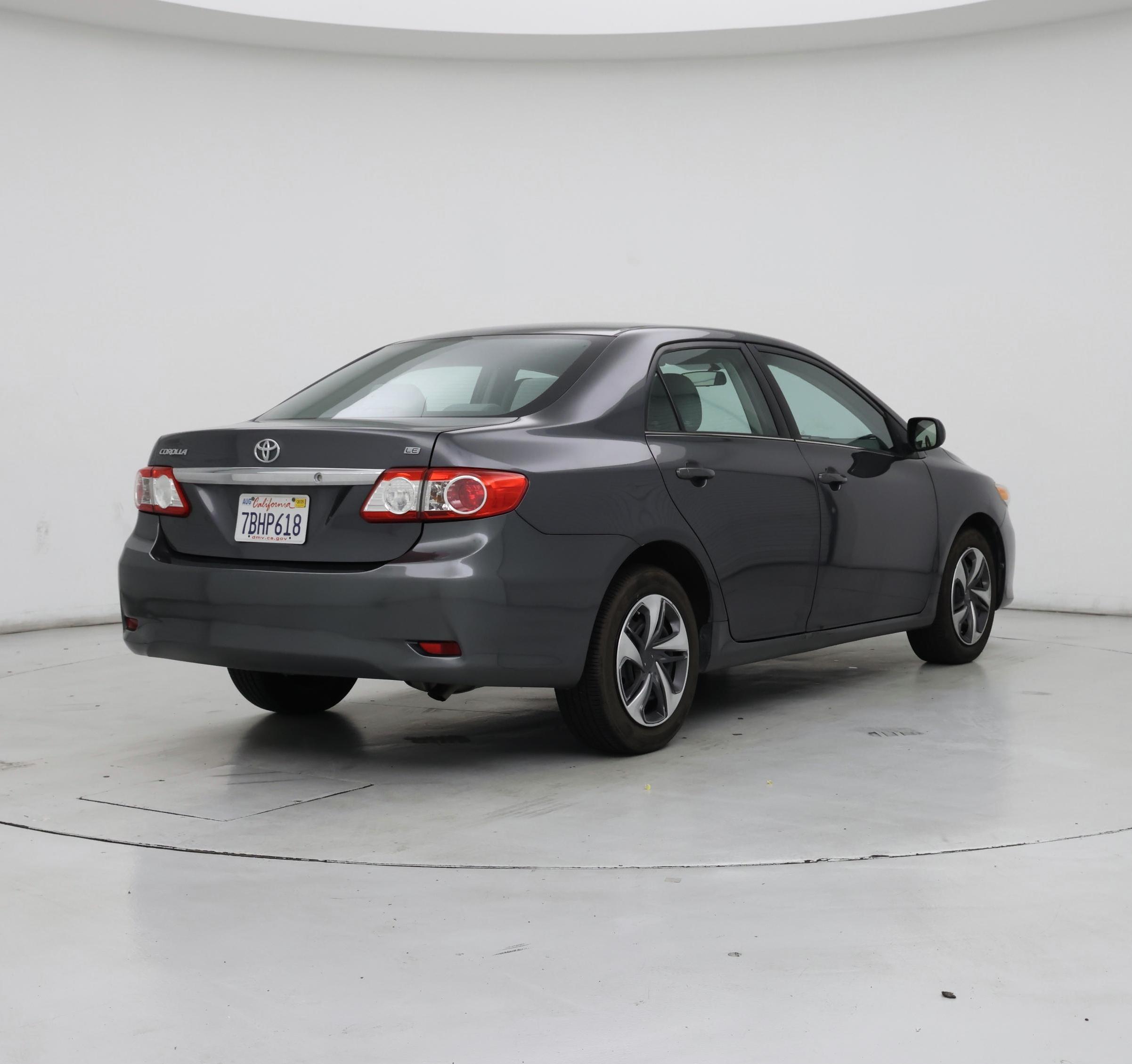 Thumbnail: 2013 Toyota Corolla - 8