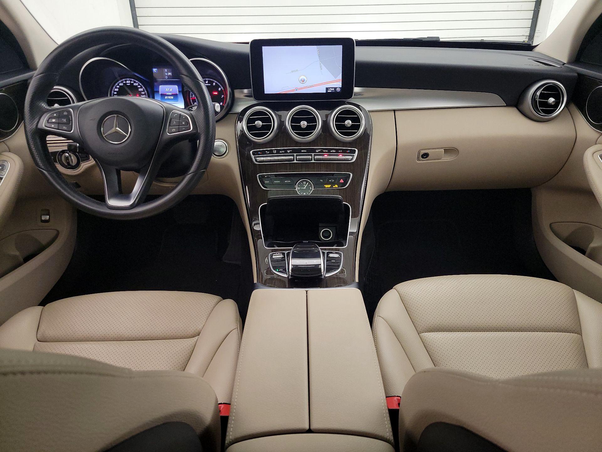 Thumbnail: 2016 Mercedes-Benz C-Class - 9