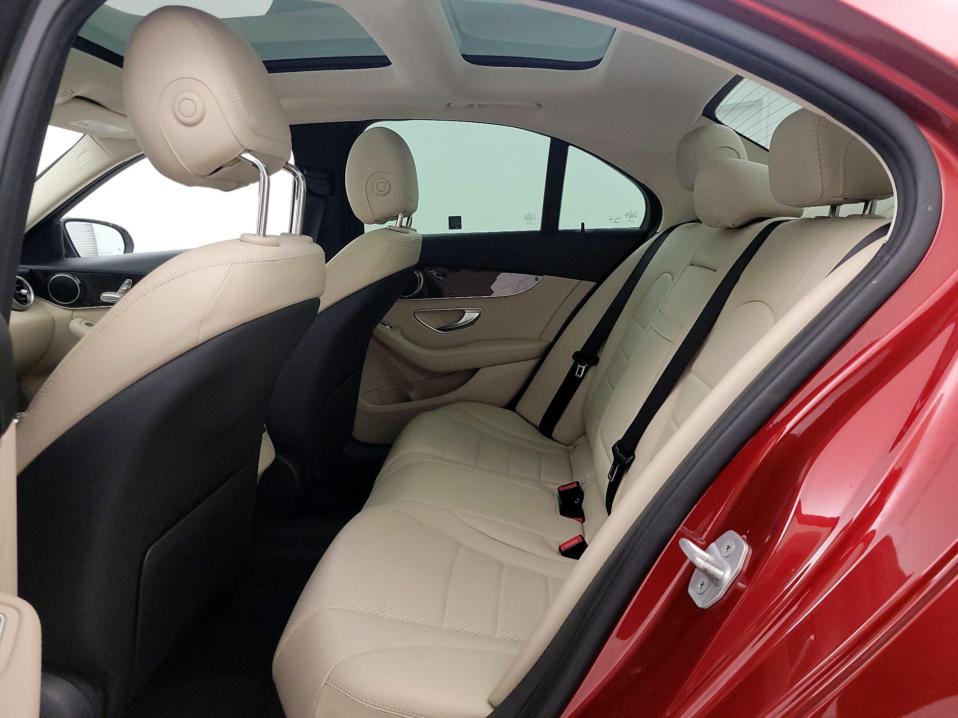 Thumbnail: 2016 Mercedes-Benz C-Class - 20