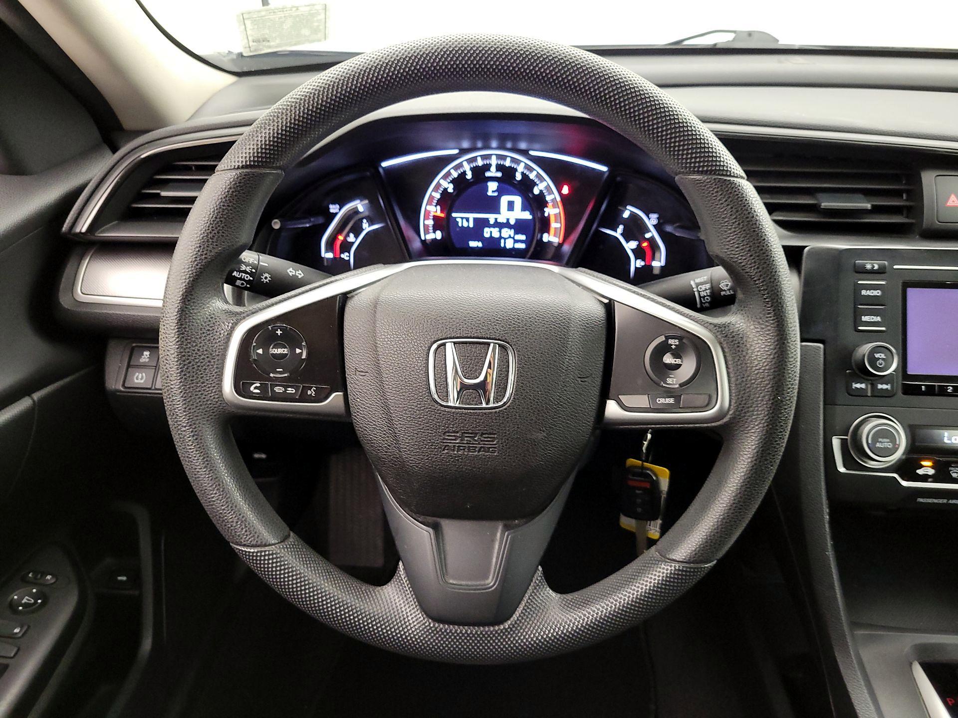 Thumbnail: 2017 Honda Civic - 10