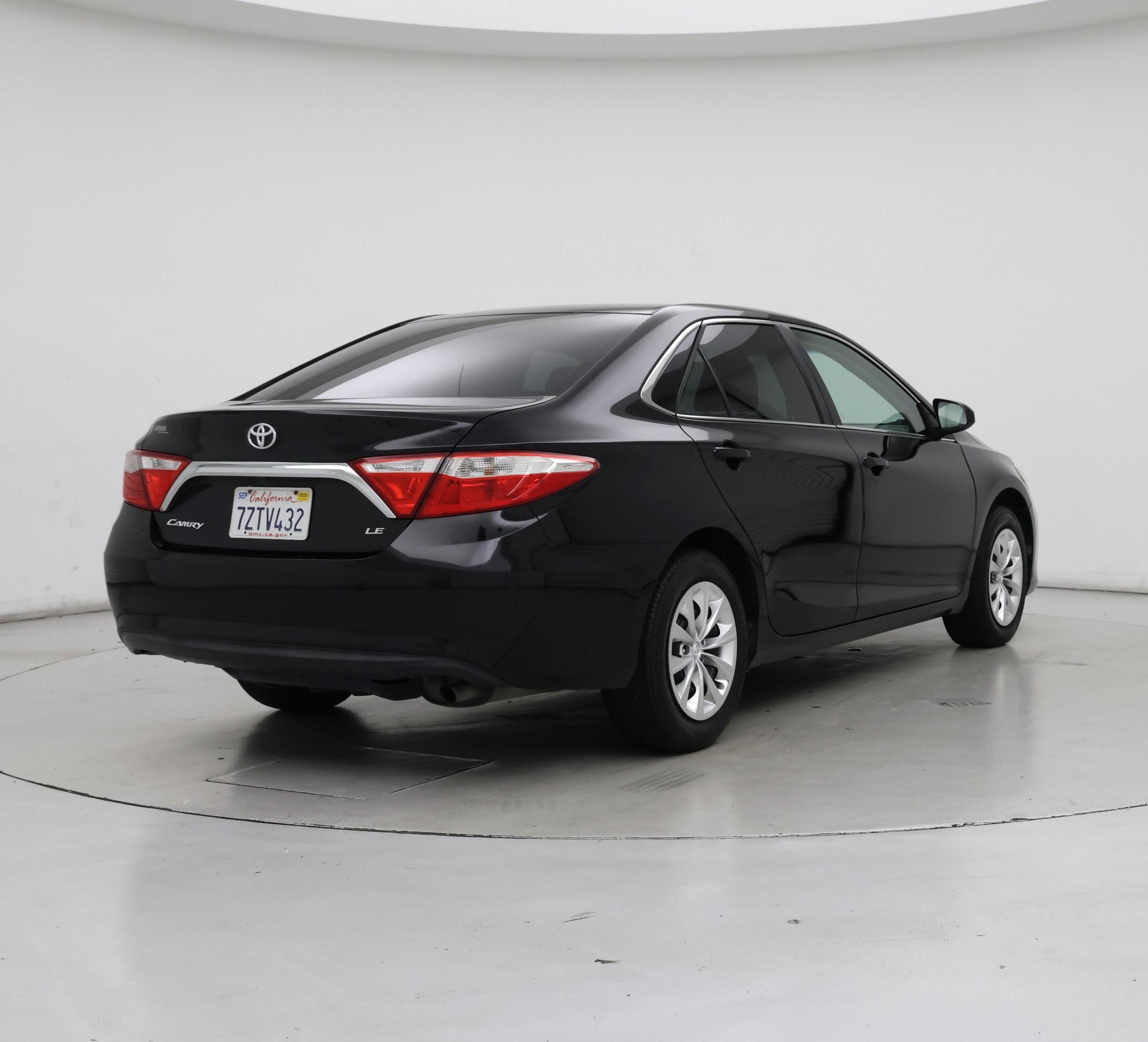 Thumbnail: 2017 Toyota Camry - 8